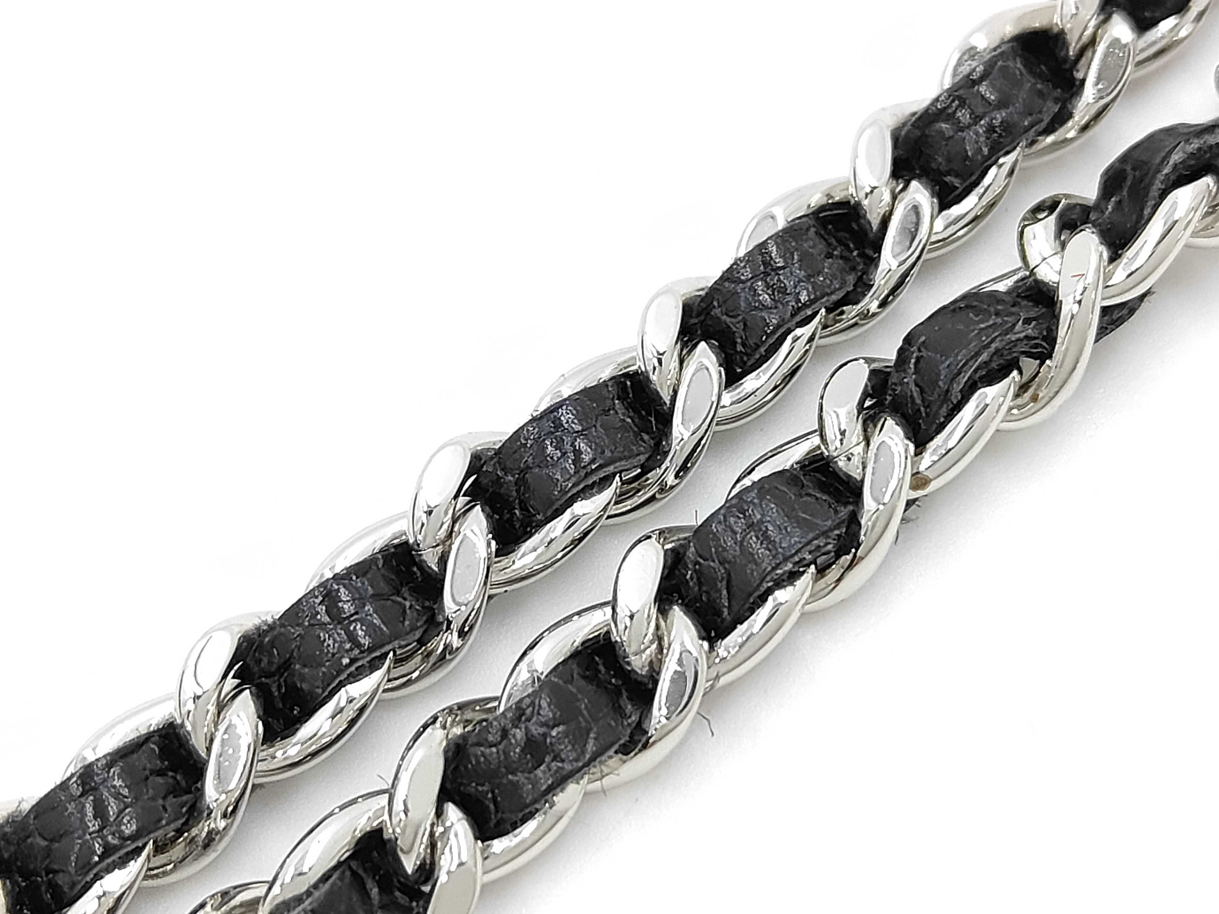 Caviar Skin Coco Mark Chain Wallet Shoulder Bag — view 4