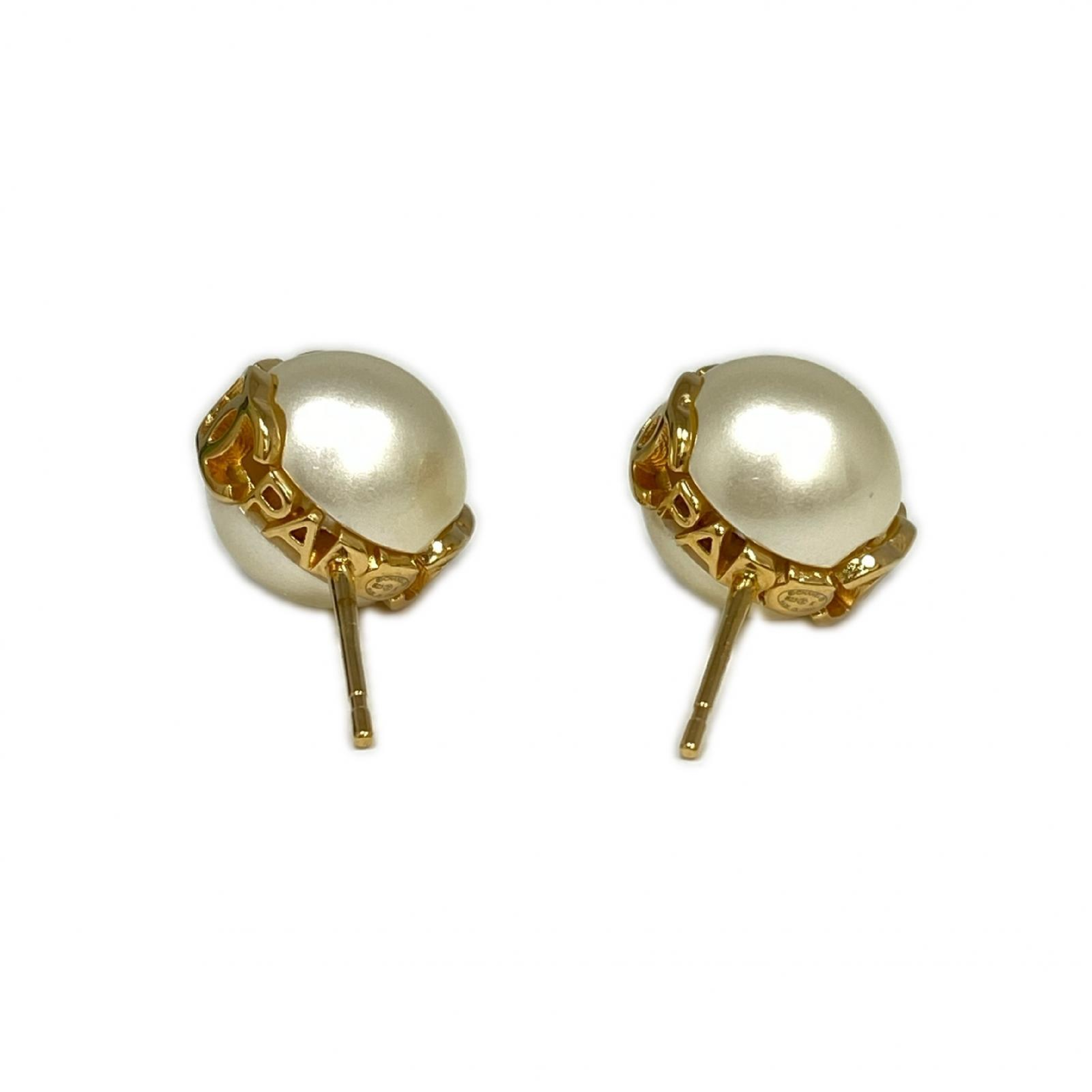 Gold-colored metal faux pearl B23K fashion earrings/piercings — view 4