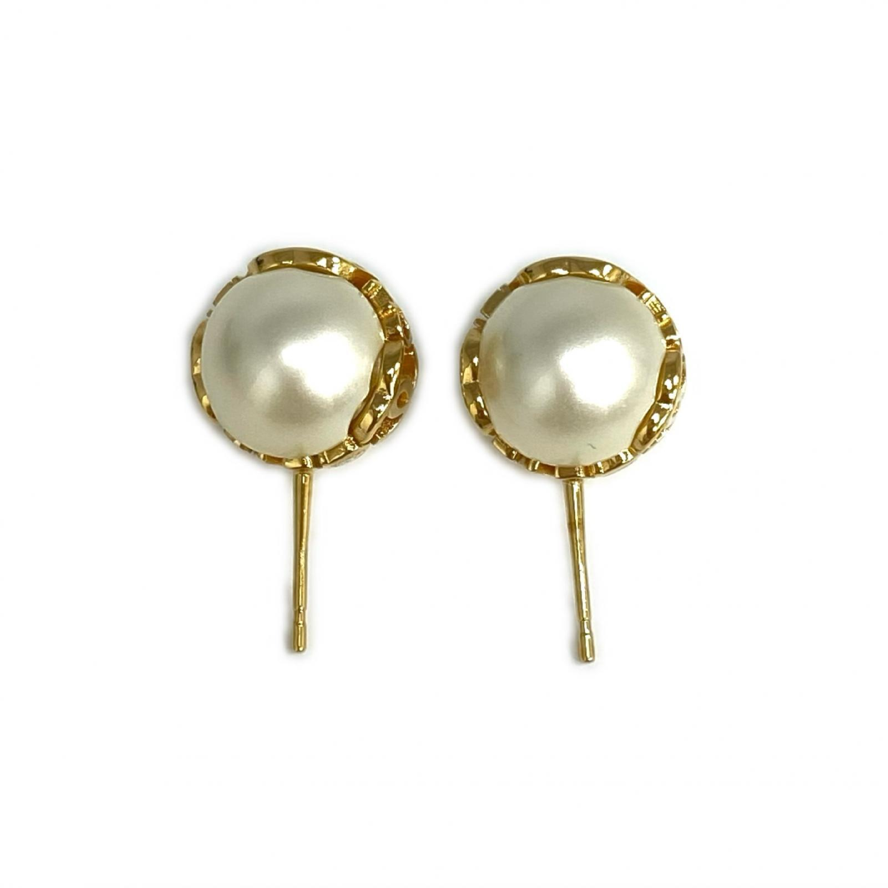 Gold-colored metal faux pearl B23K fashion earrings/piercings — view 9