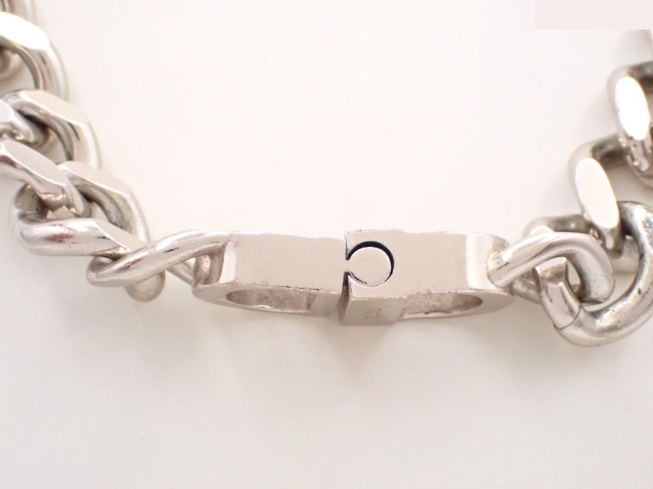 Silver chain, approximately 46 cm — view 2