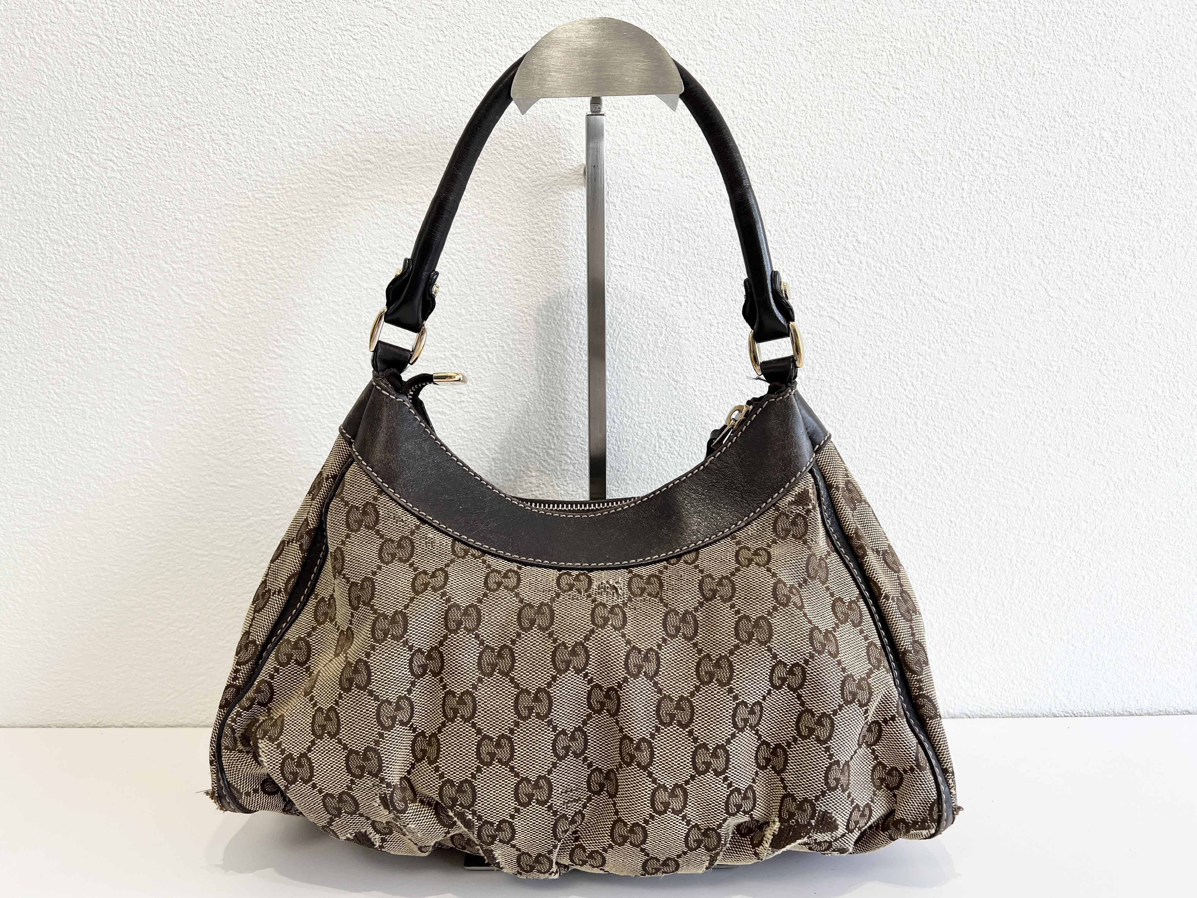 Abbey GG Logo Canvas Leather Handbag One Shoulder Bag — view 2