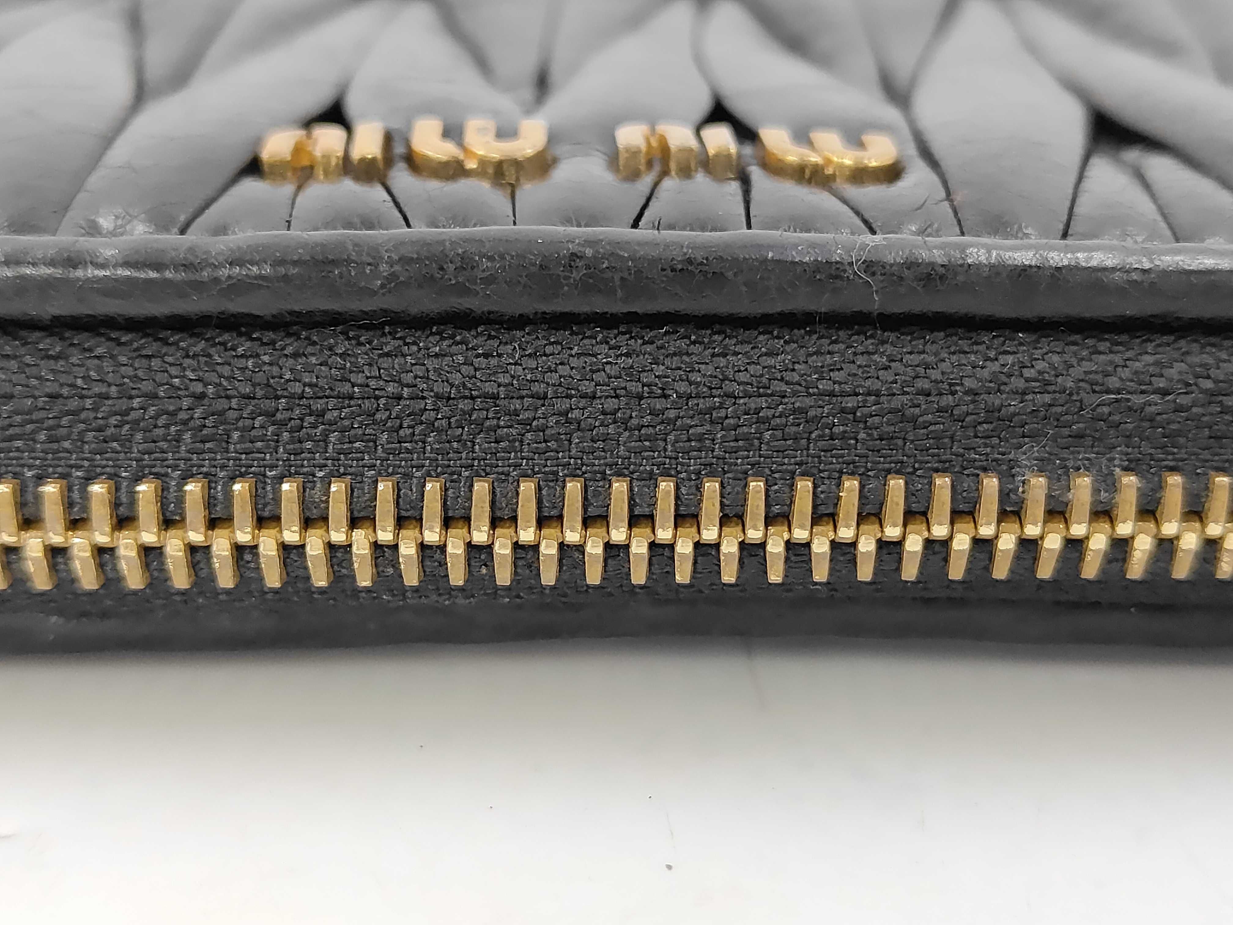 Matelassé Long Wallet, Round Zip, Leather, Black — view 4