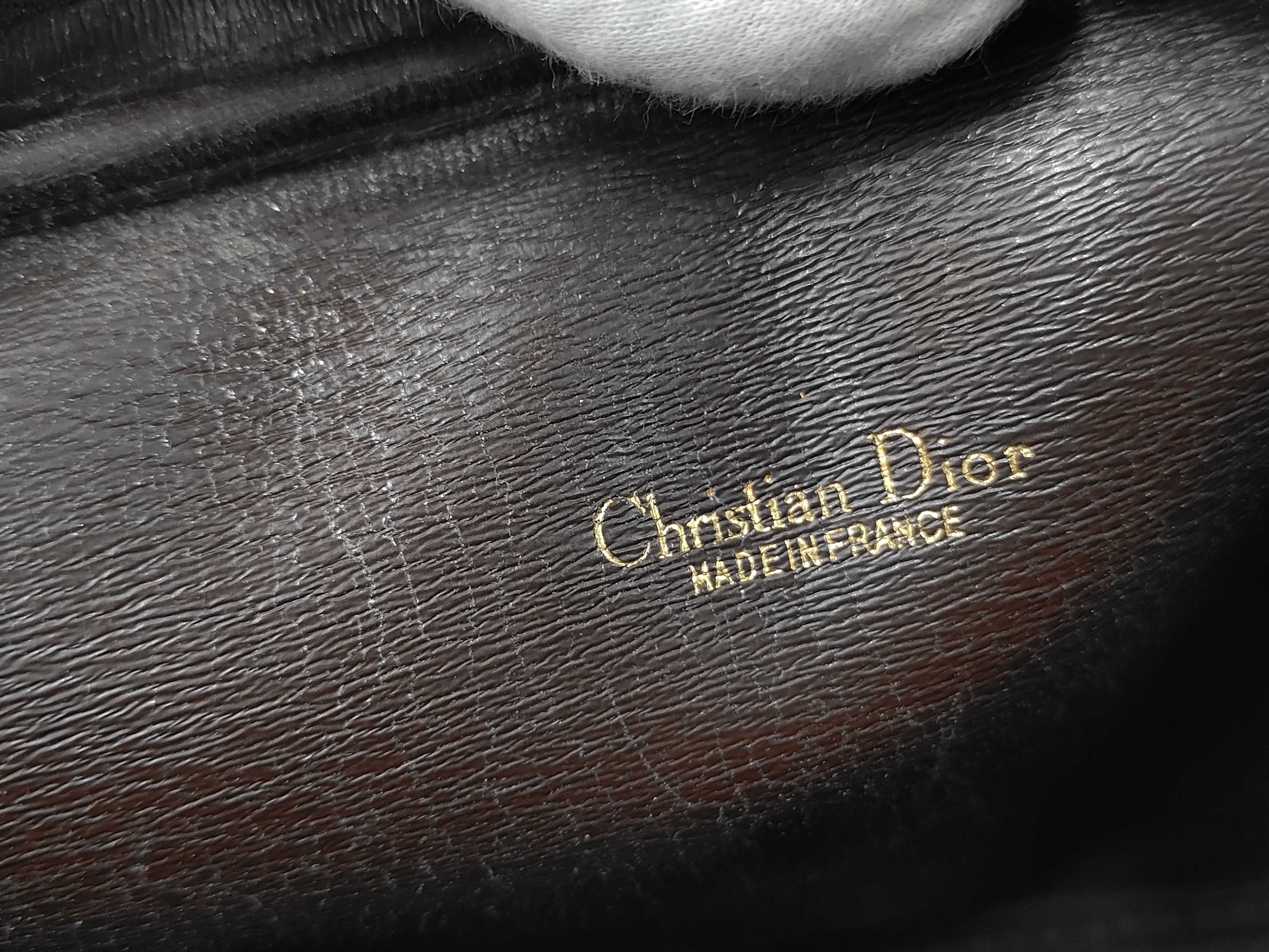 Trotter Pattern Leather Shoulder Bag — view 9