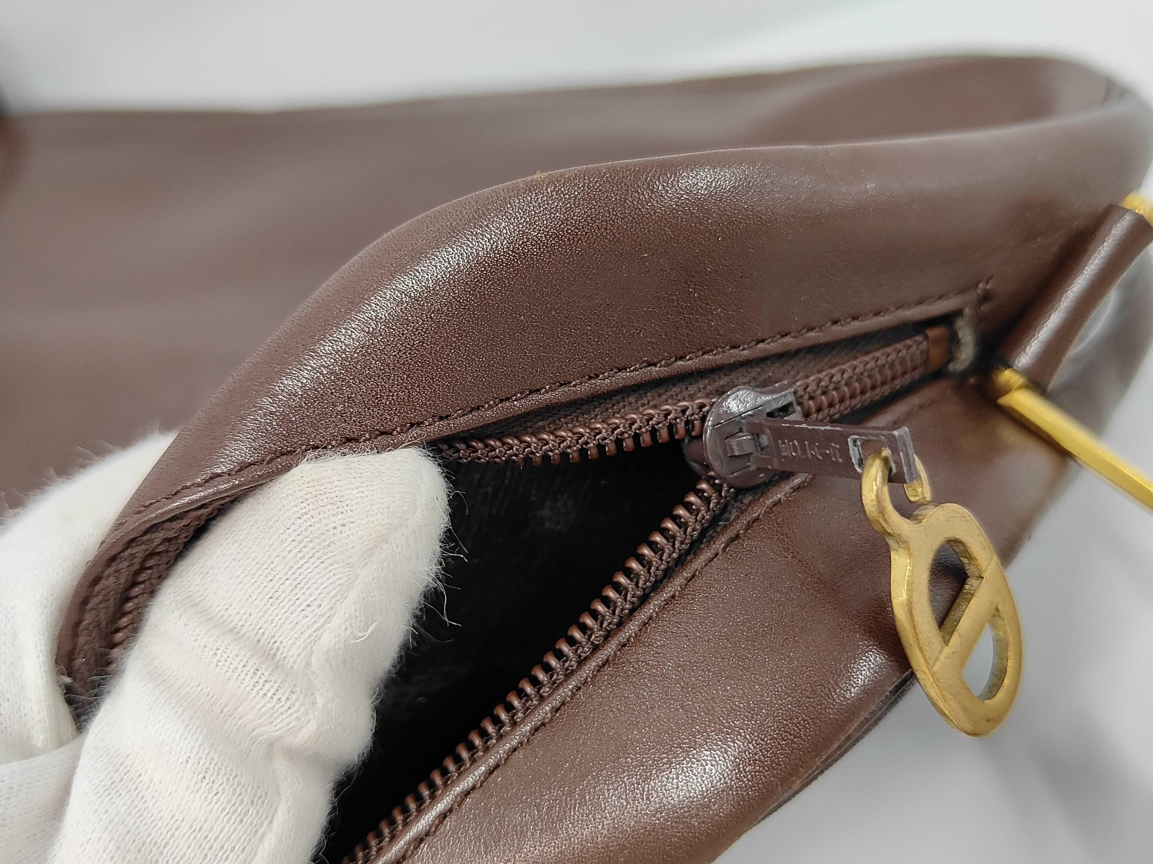 Trotter Pattern Leather Shoulder Bag — view 10