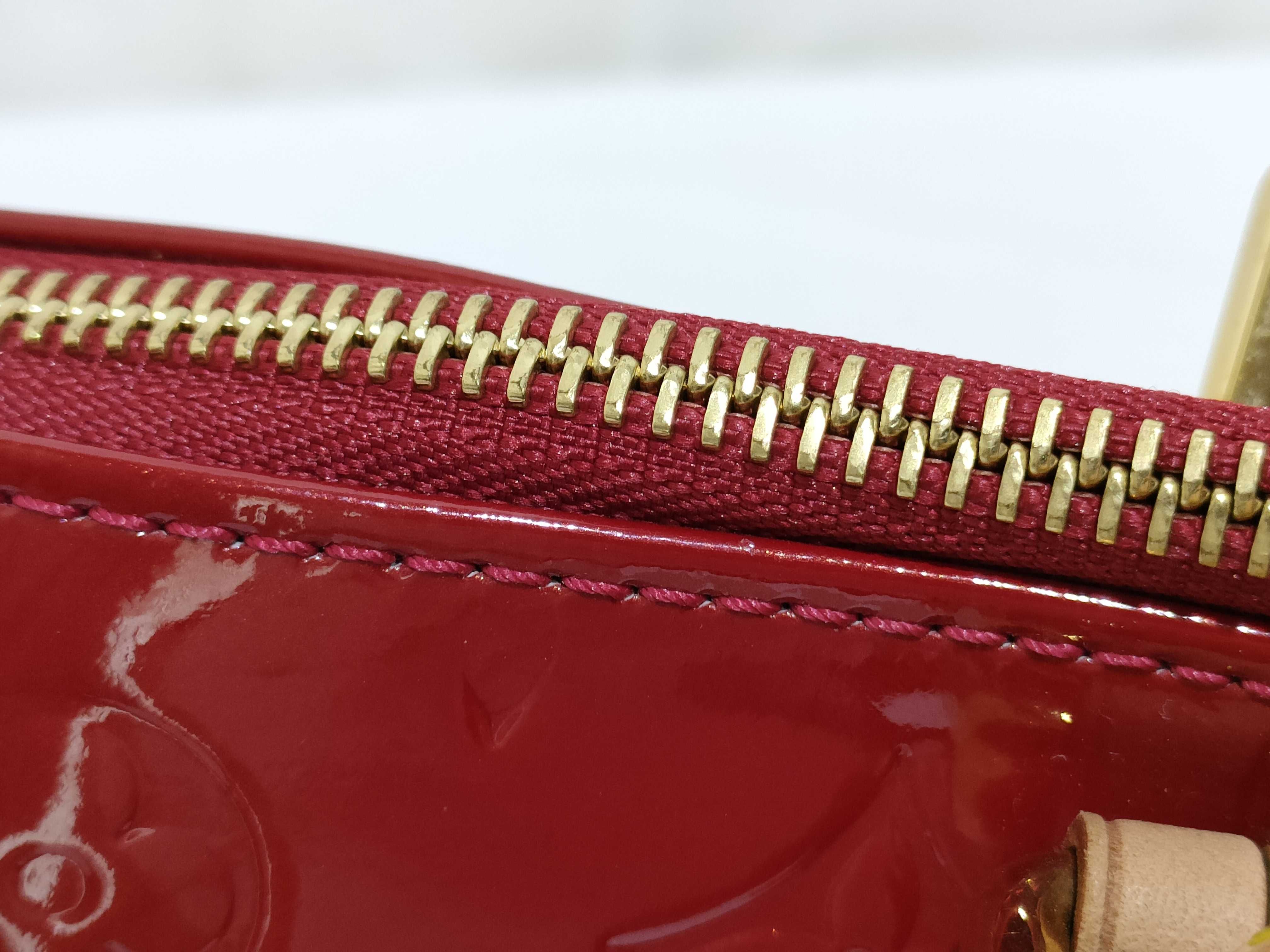 Vernis VN - Rosewood Avenue M93507 Red Handbag — view 8