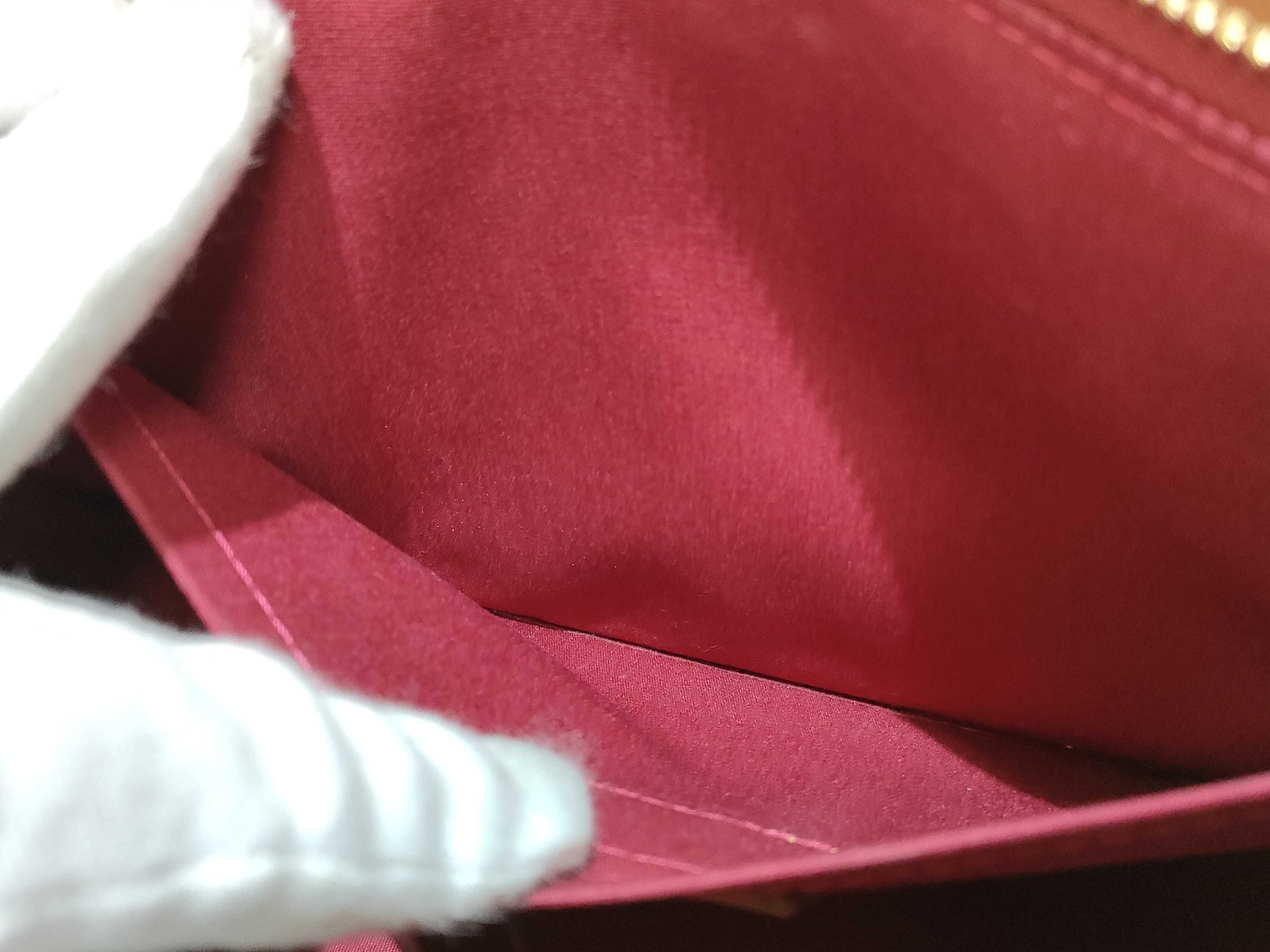 Vernis VN - Rosewood Avenue M93507 Red Handbag — view 10