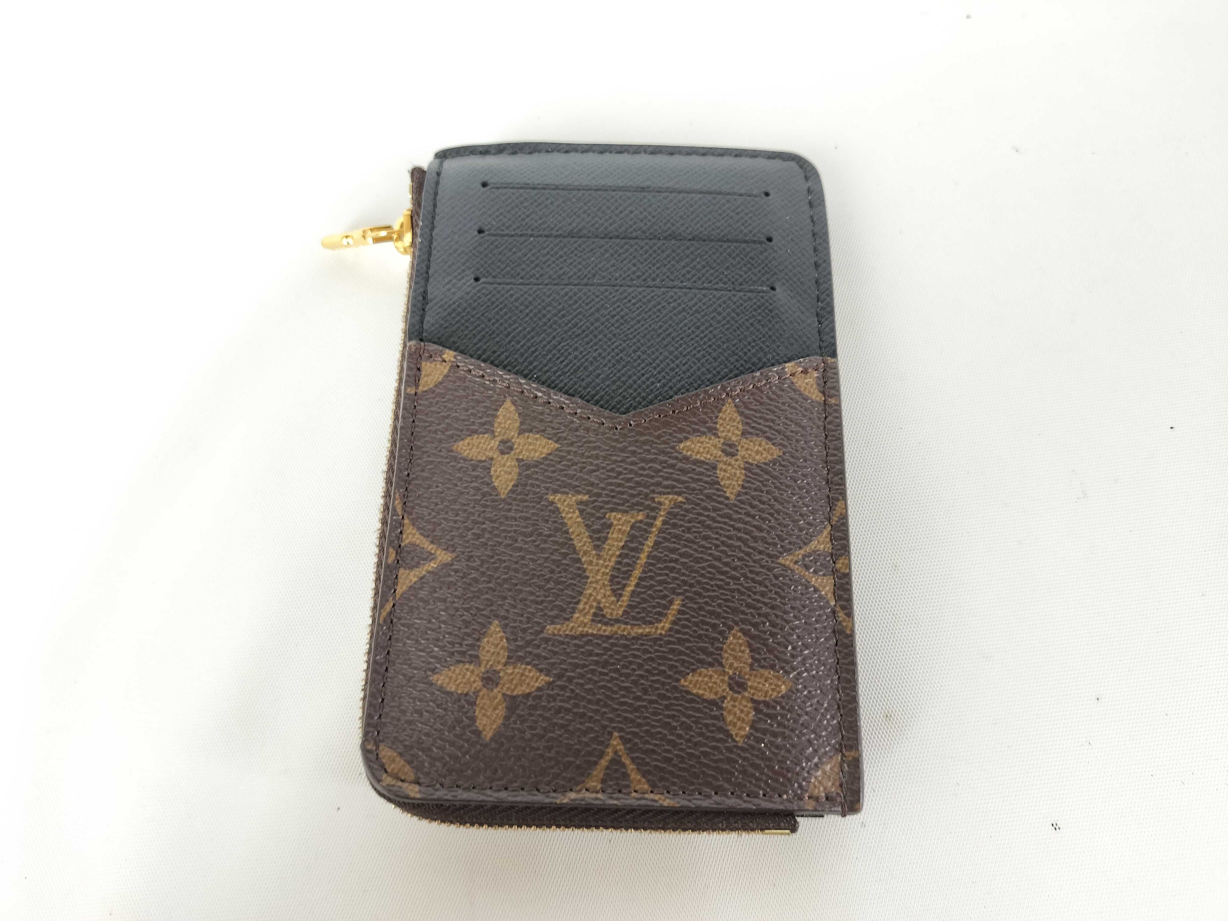 Monogram M69431 Porte Cartes Rect Verso Card Case — view 10