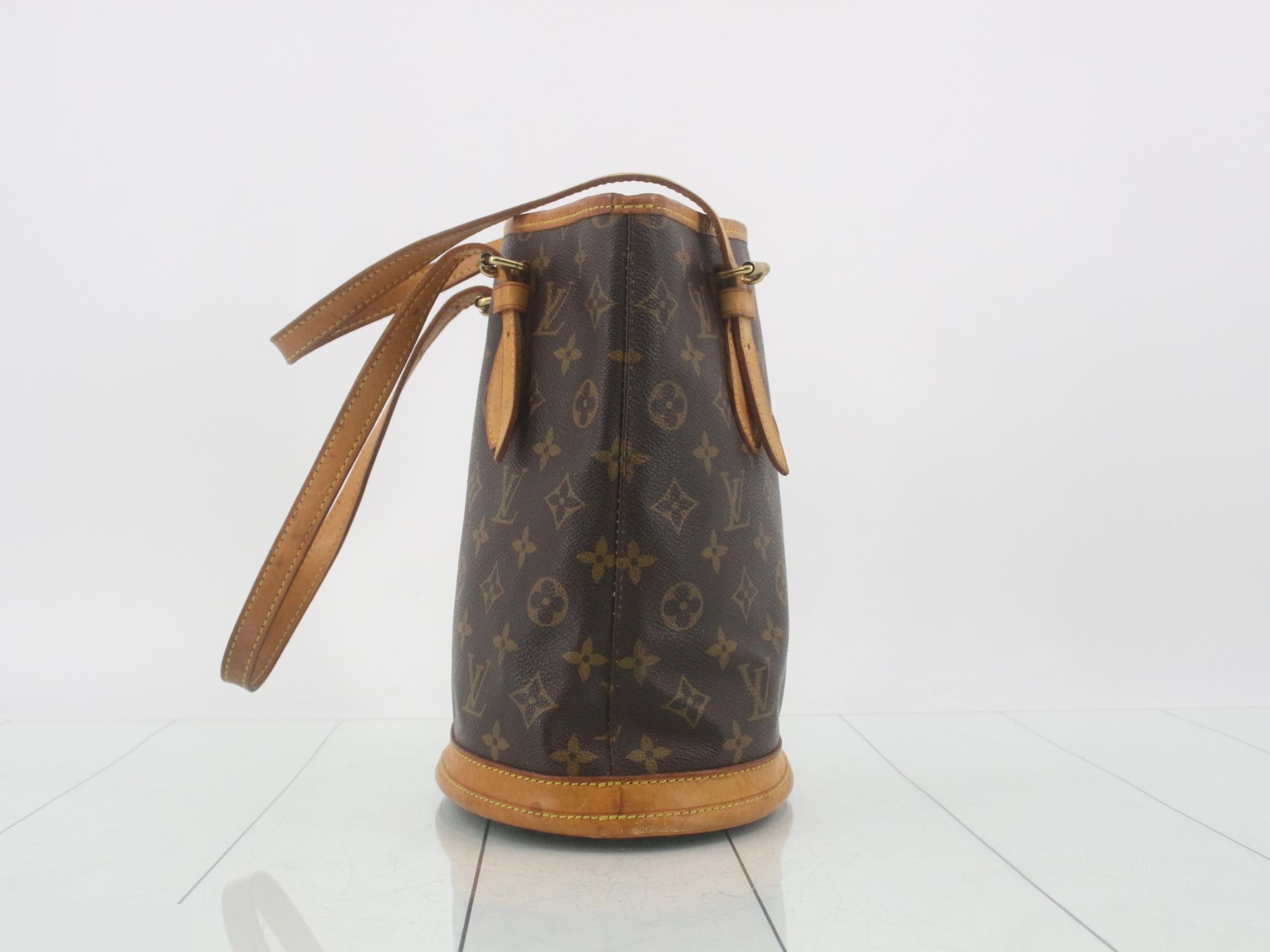 Bucket PM with pouch — view 3