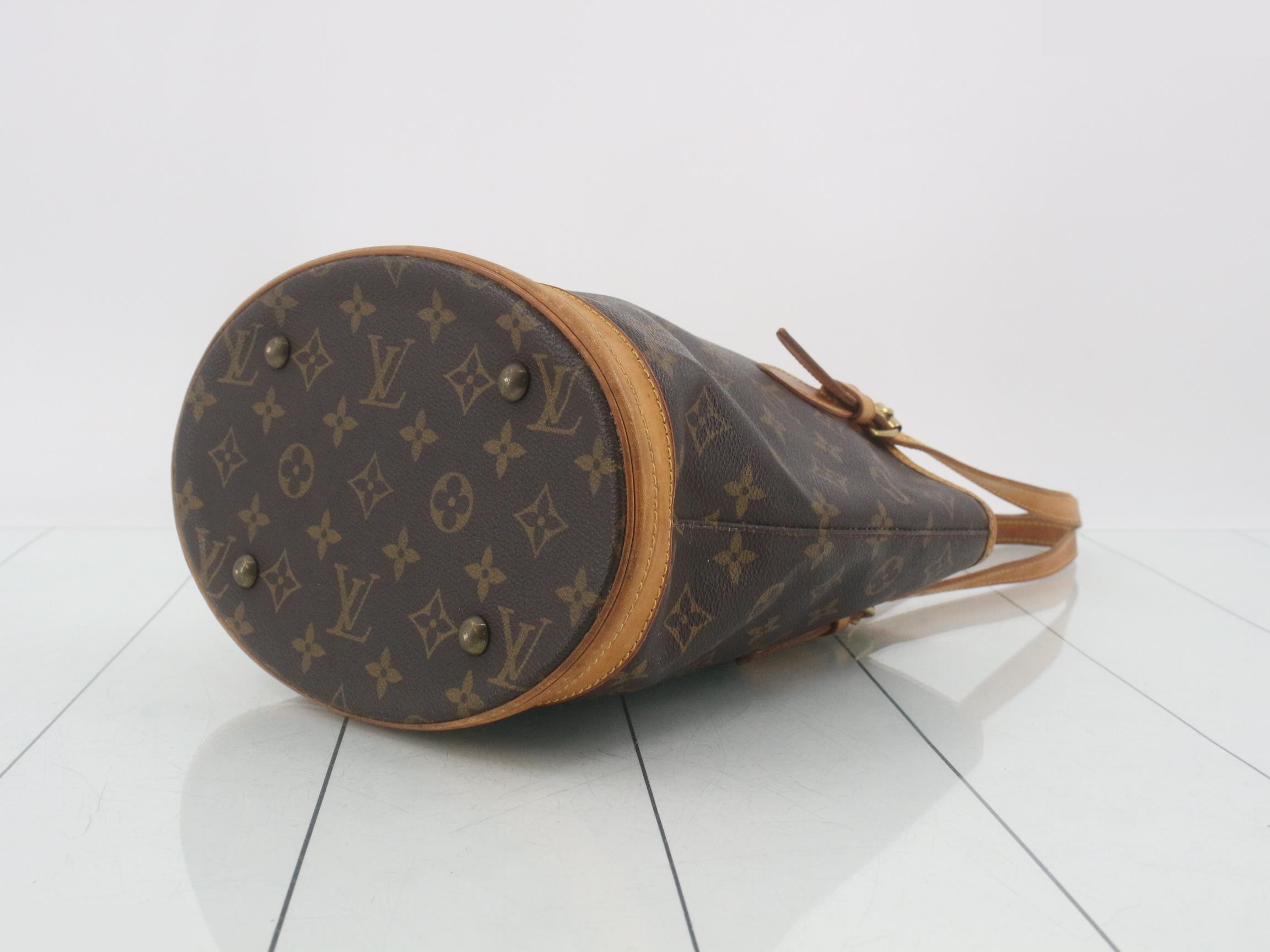 Bucket PM with pouch — view 6