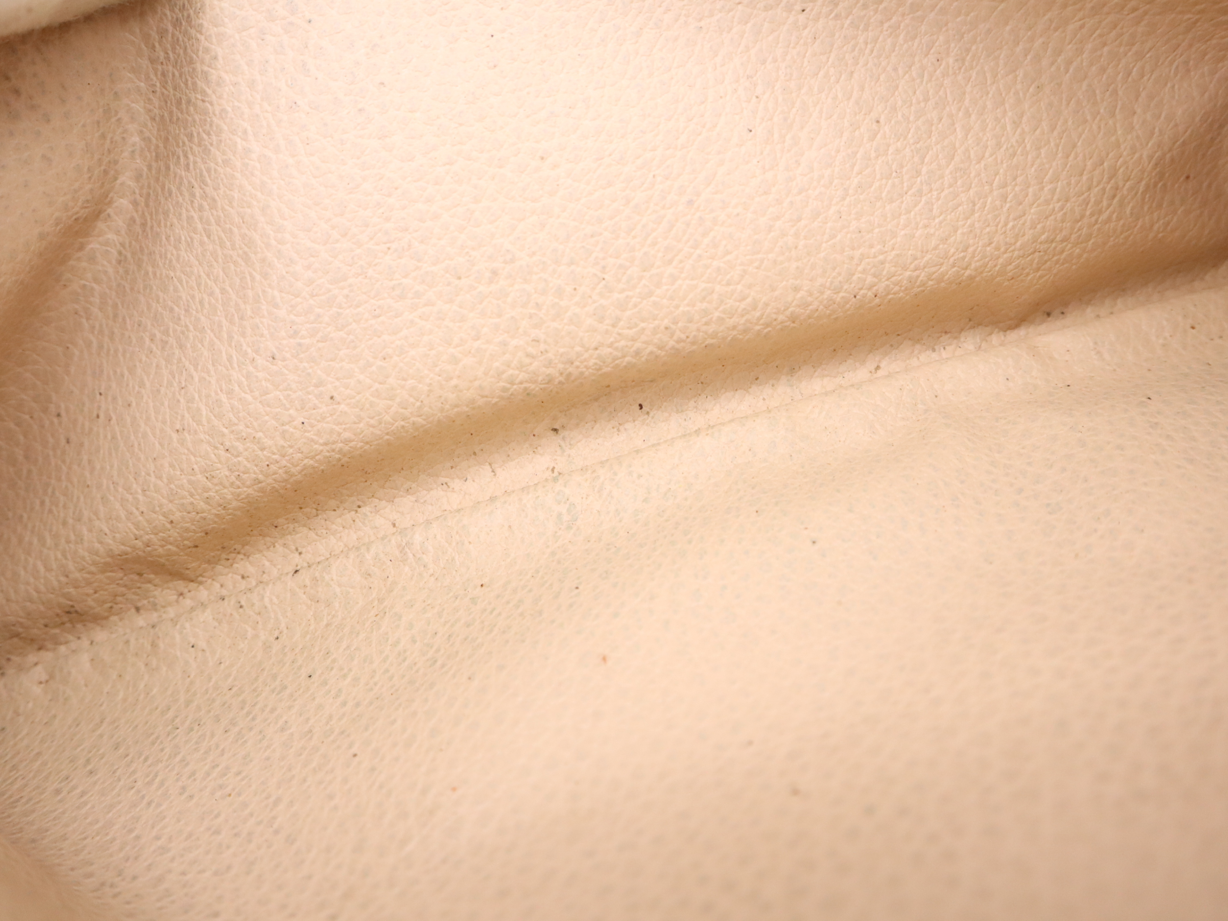 M47522 Monogram Trousse Toilette 28 Pouch — view 9