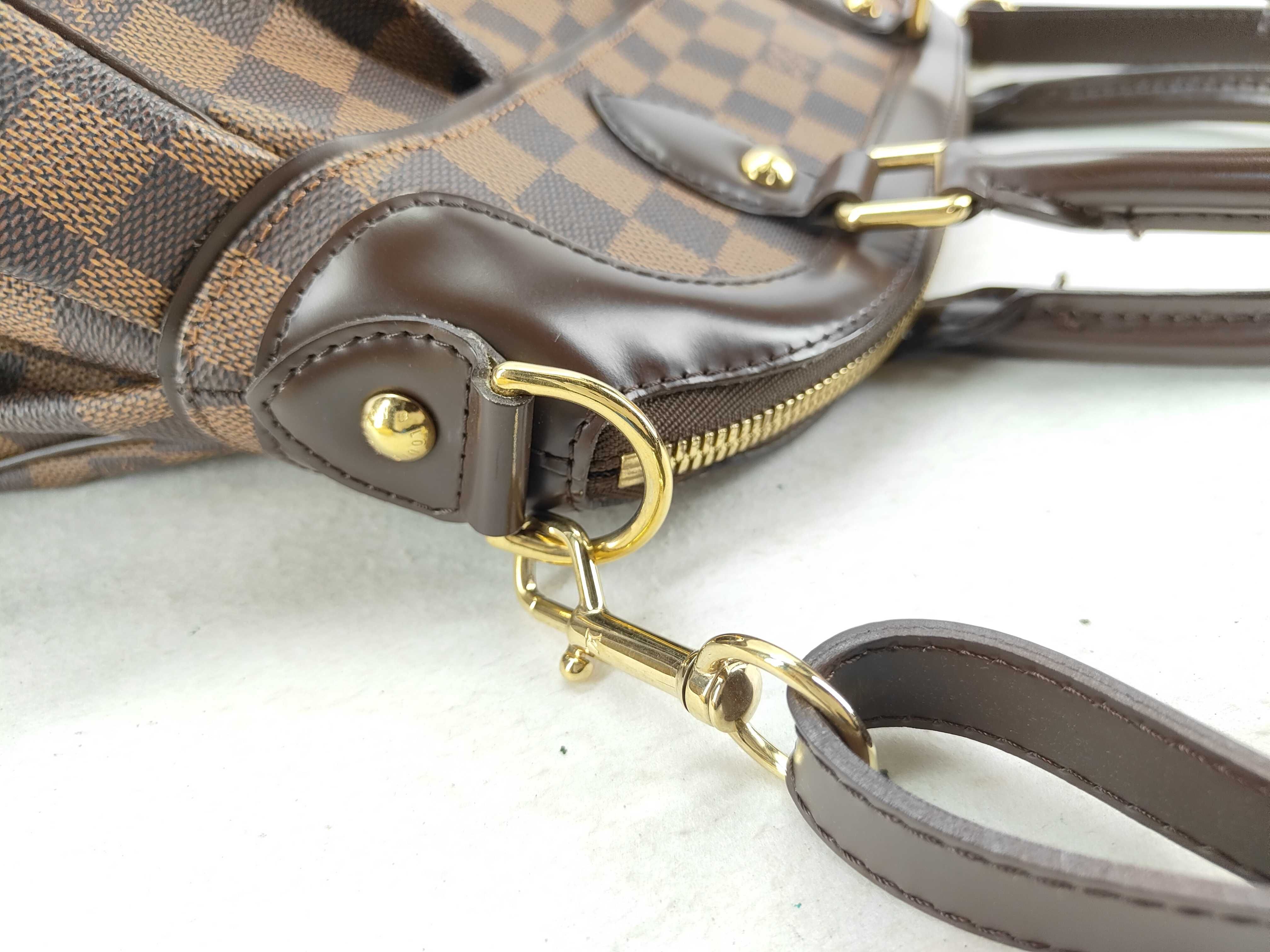 Damier Louis Vuitton Trevi Handbag — view 6
