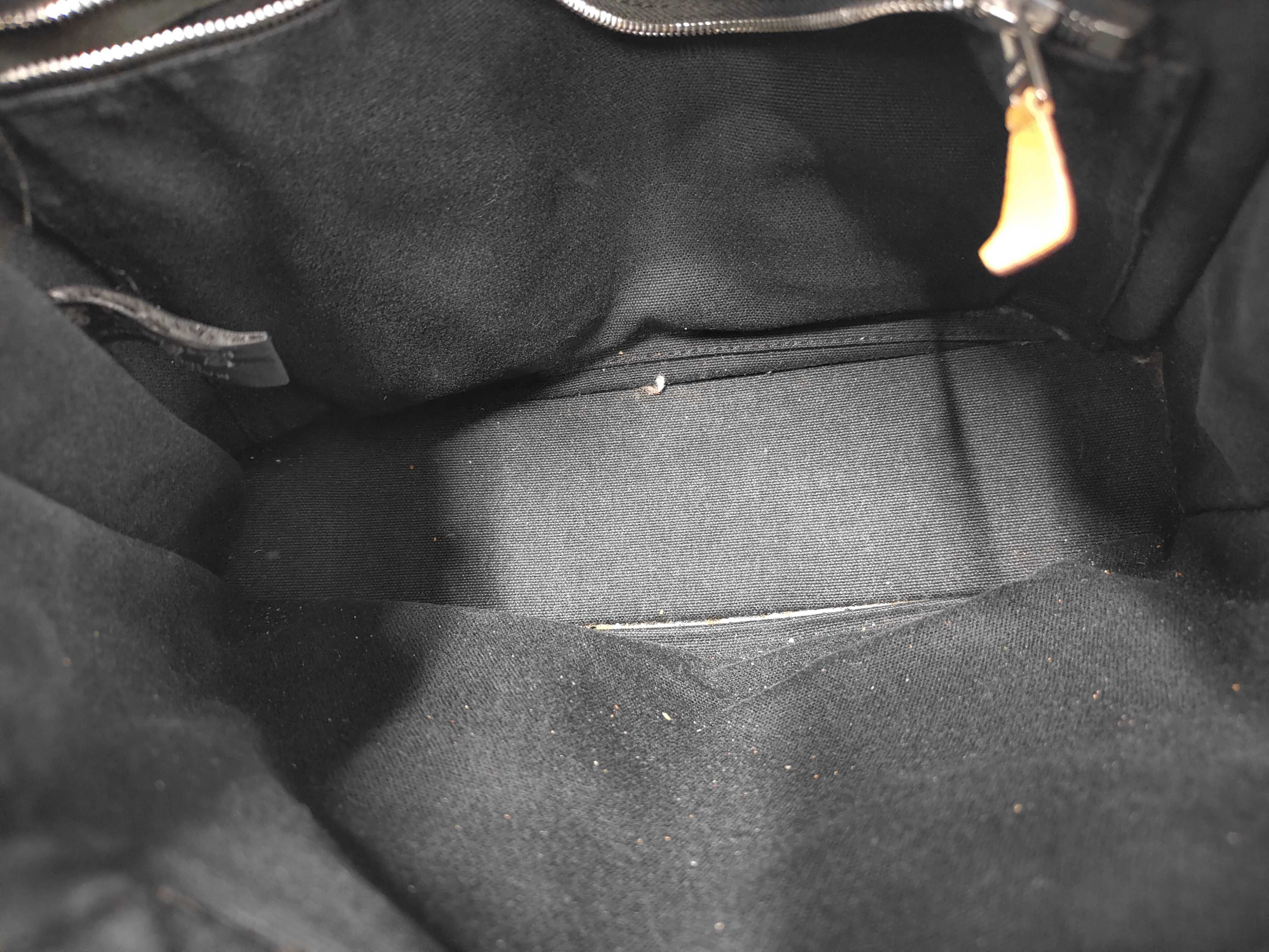 Fourre-Tout PM Handbag Tote Bag — view 9