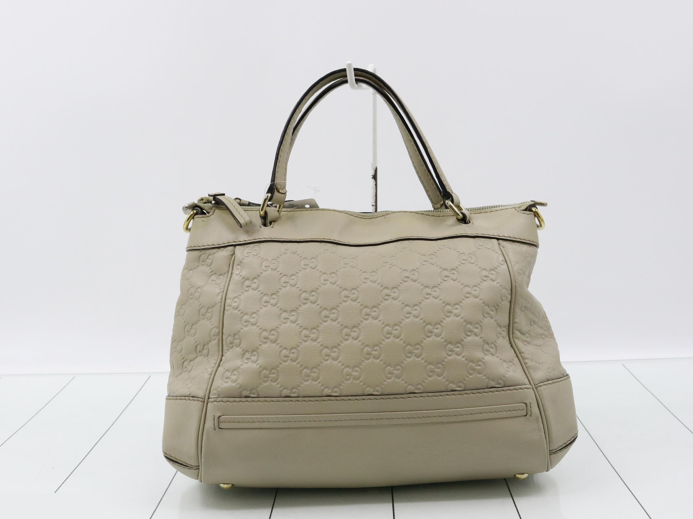 GG Interlocking Leather Handbag — view 2