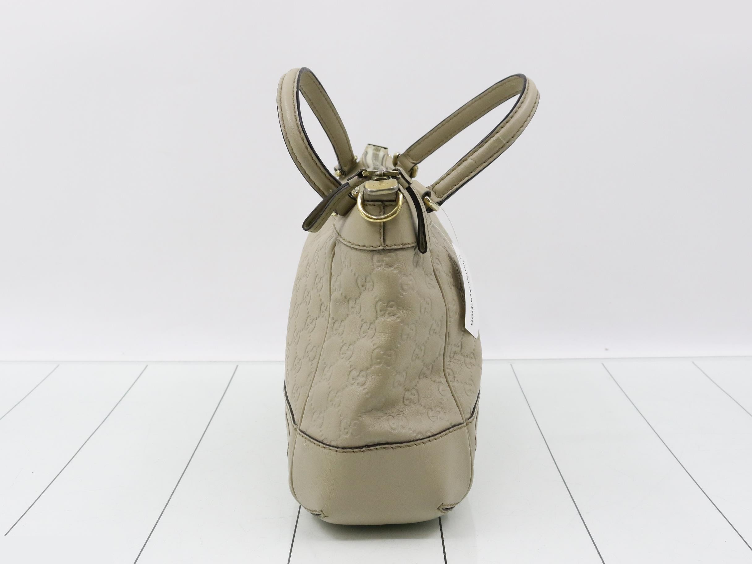 GG Interlocking Leather Handbag — view 3