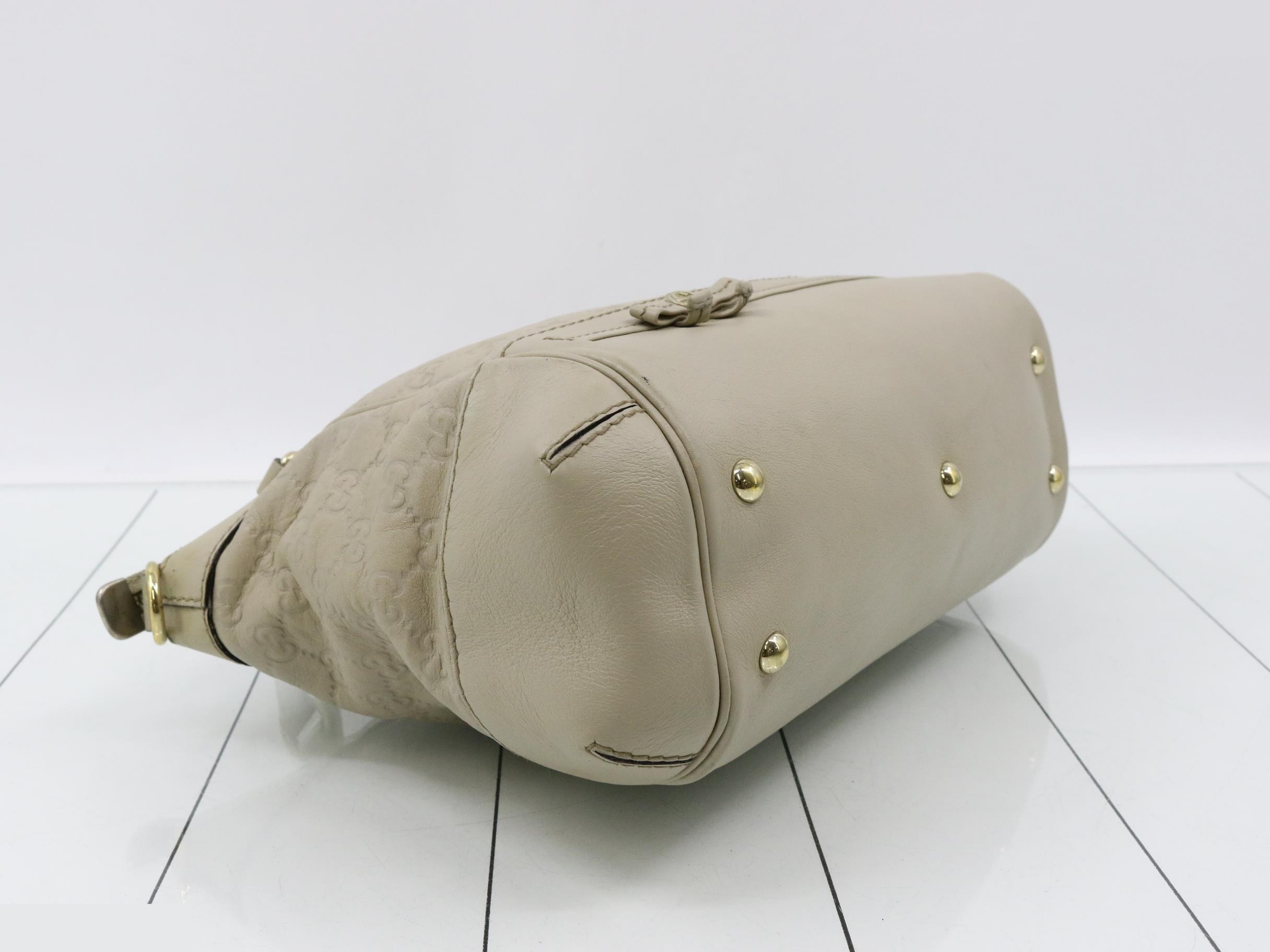 GG Interlocking Leather Handbag — view 5