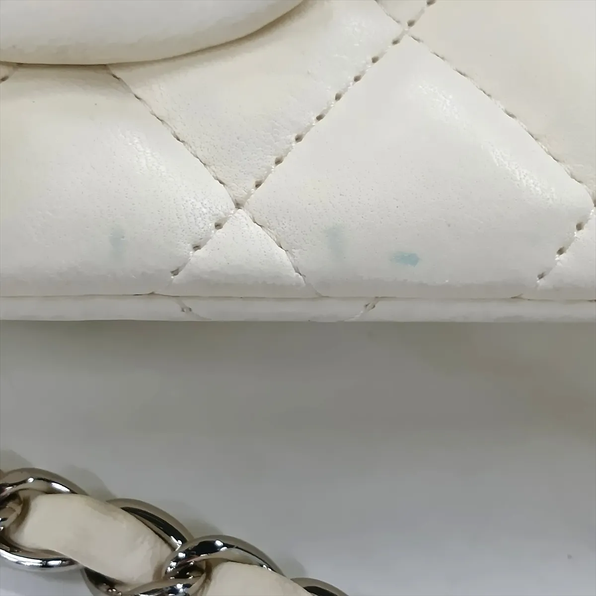 Matelasse Lambskin Single Flap Single Chain Bag White Silver Hardware 9994841 No. 9 External Parts Included — view 13