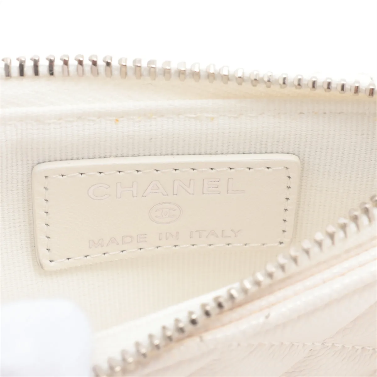 Matelassé Caviar Skin Fragment Case, White, Silver Hardware, P3C27A5E — view 5