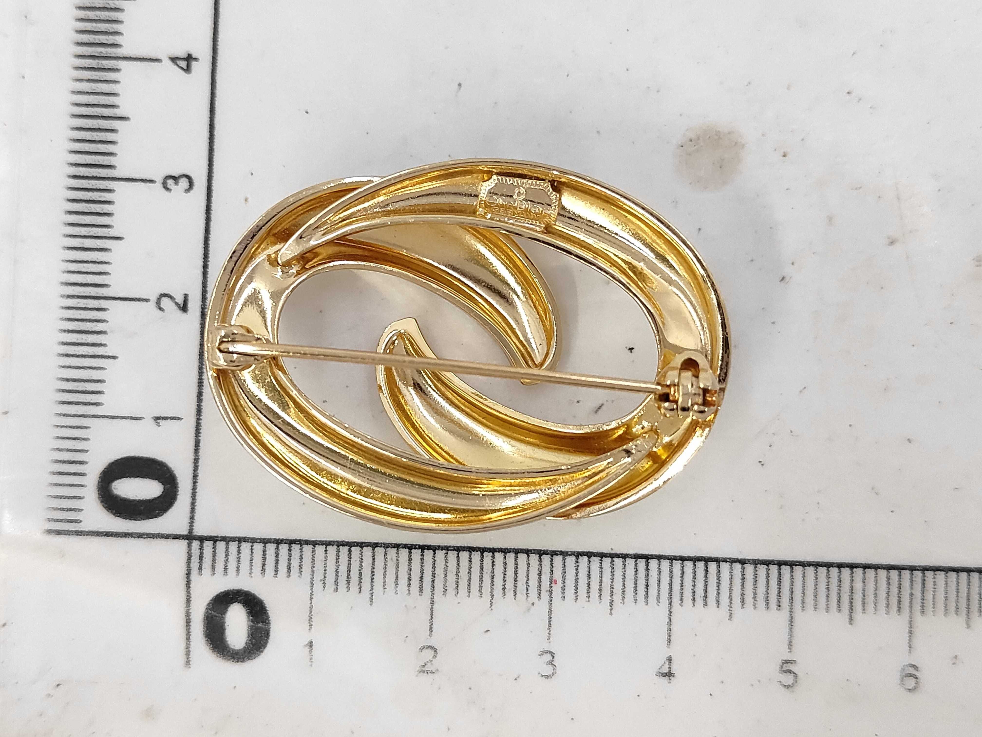 Double Circle Gold BR Brooch — view 2