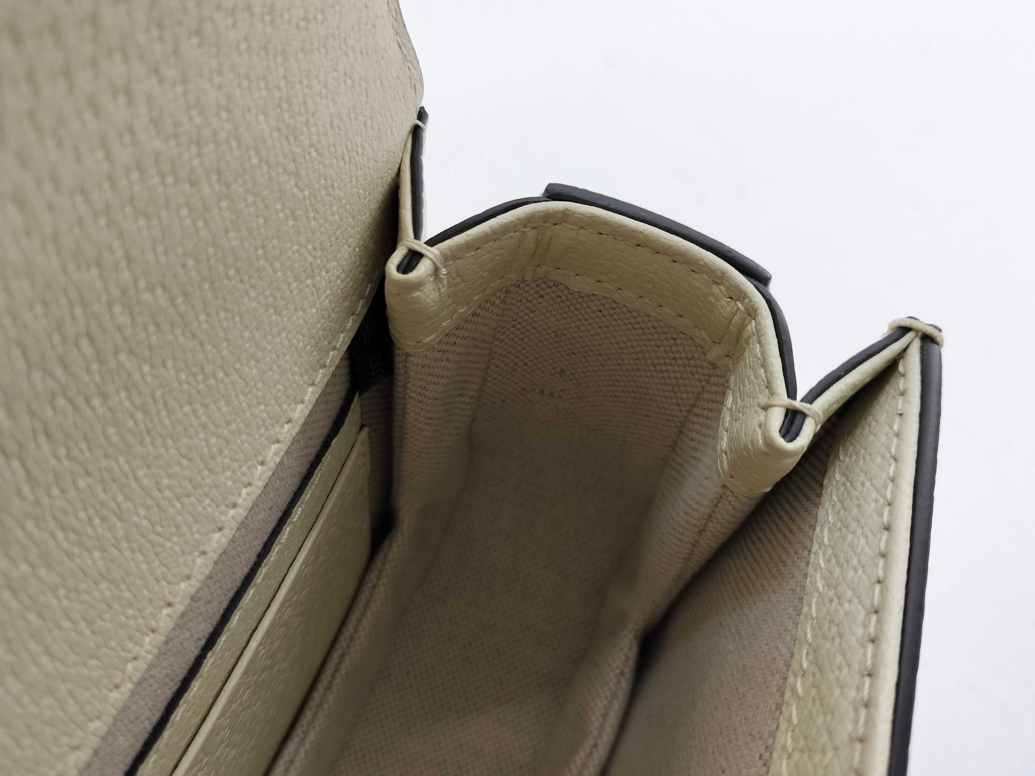 Bamboo Handbag (Gucci Bamboo 1947 686864) — view 13