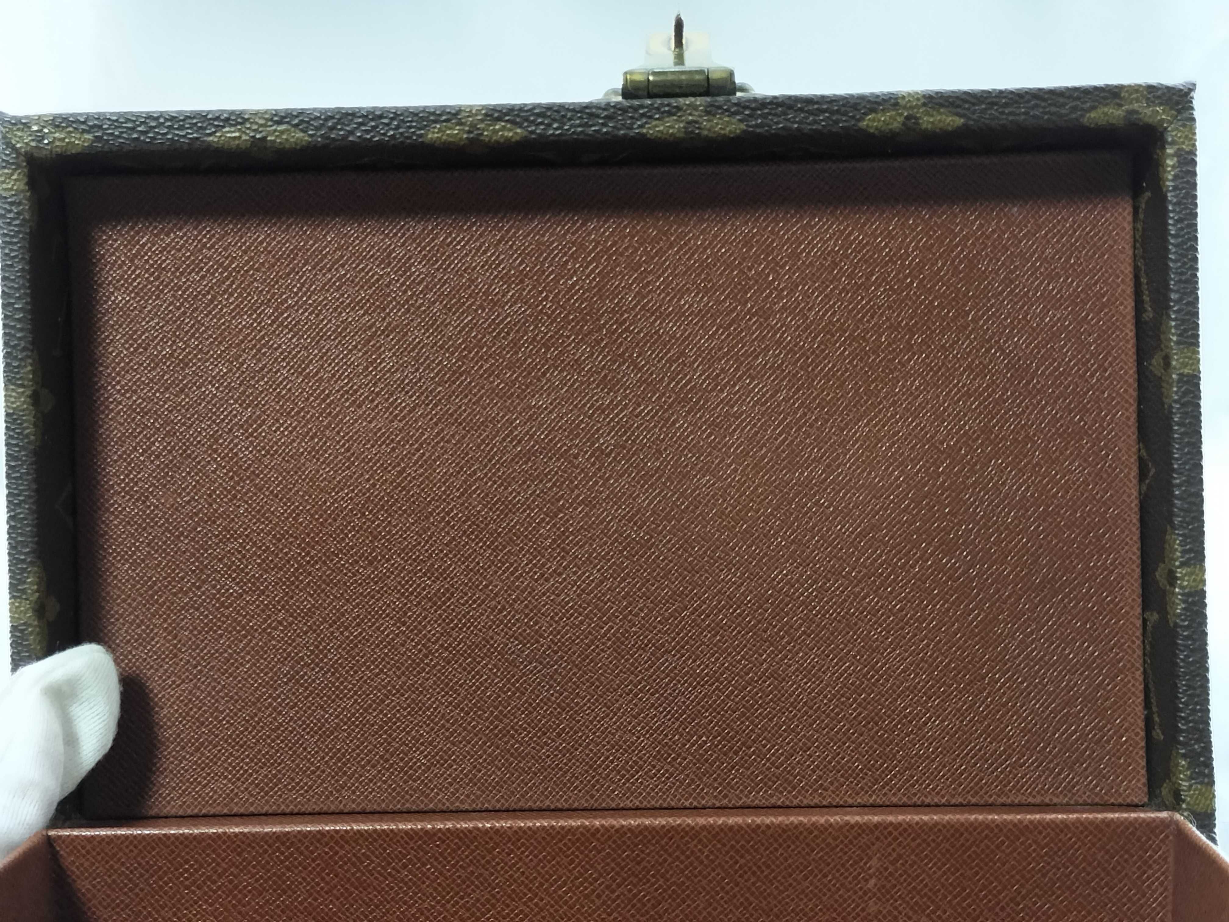 Monogram Boite-à-Tou / M47236 Handbag — view 9