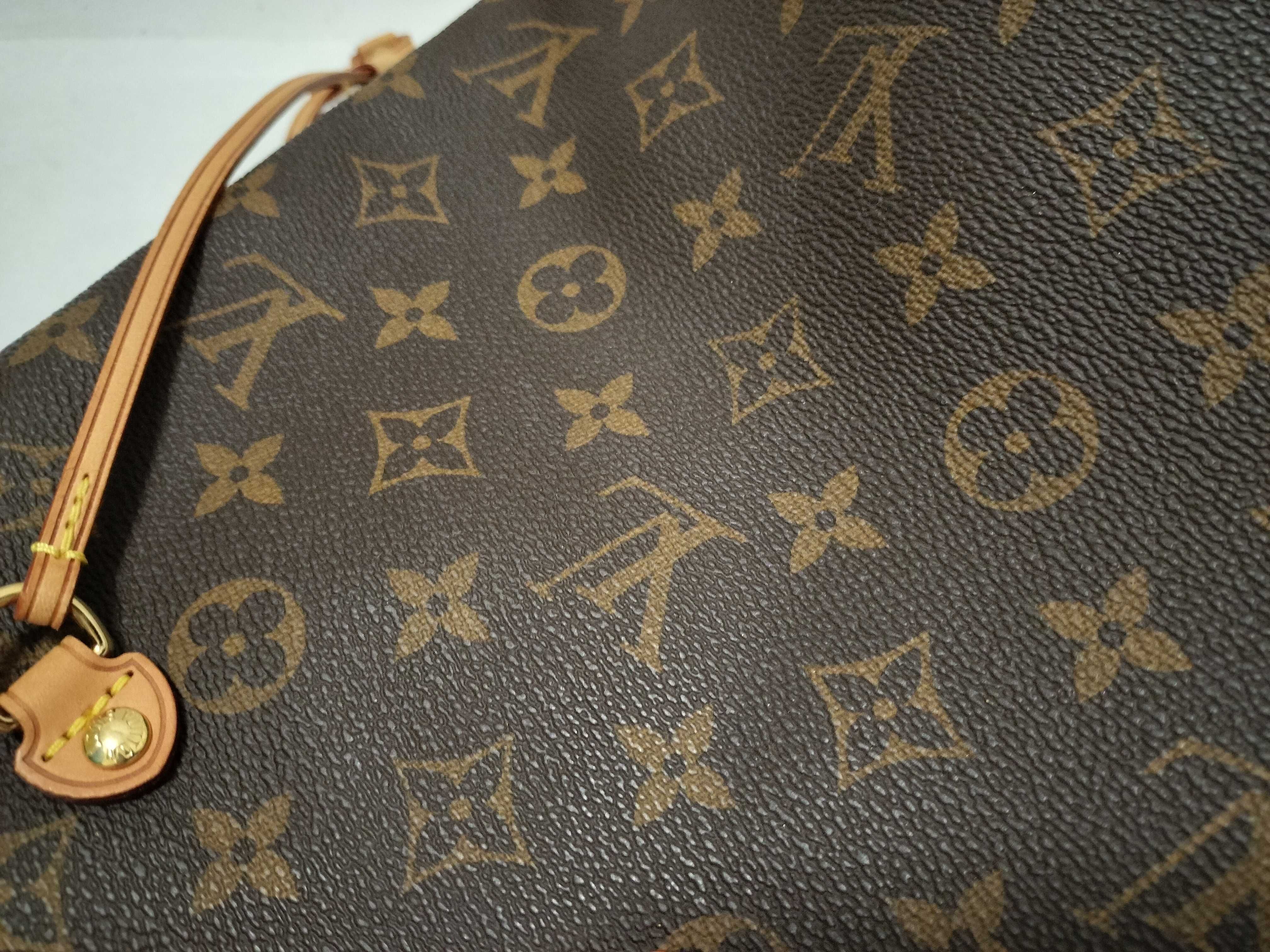Monogram Neverfull Tote Bag — view 14