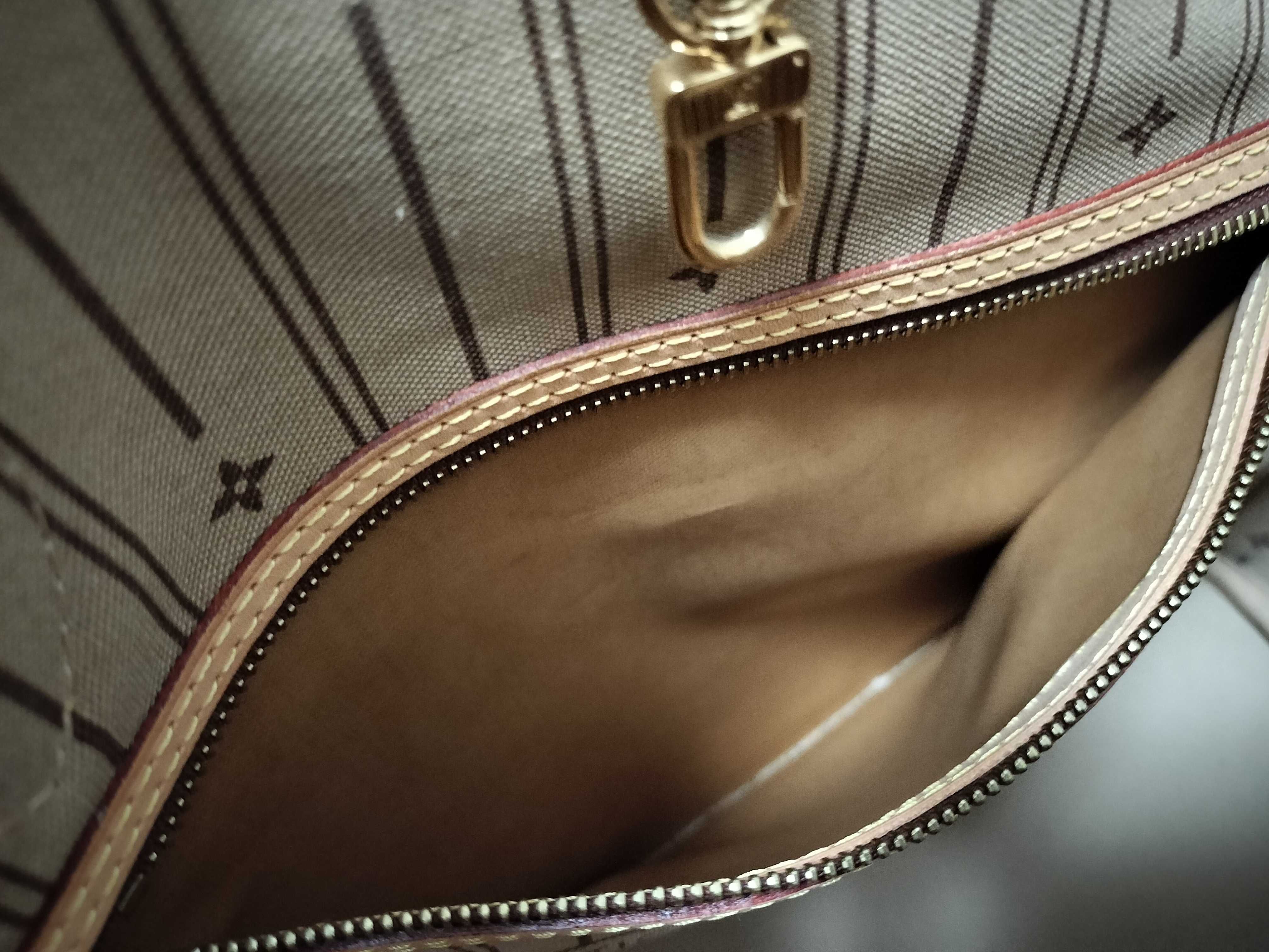 Monogram Neverfull Tote Bag — view 10