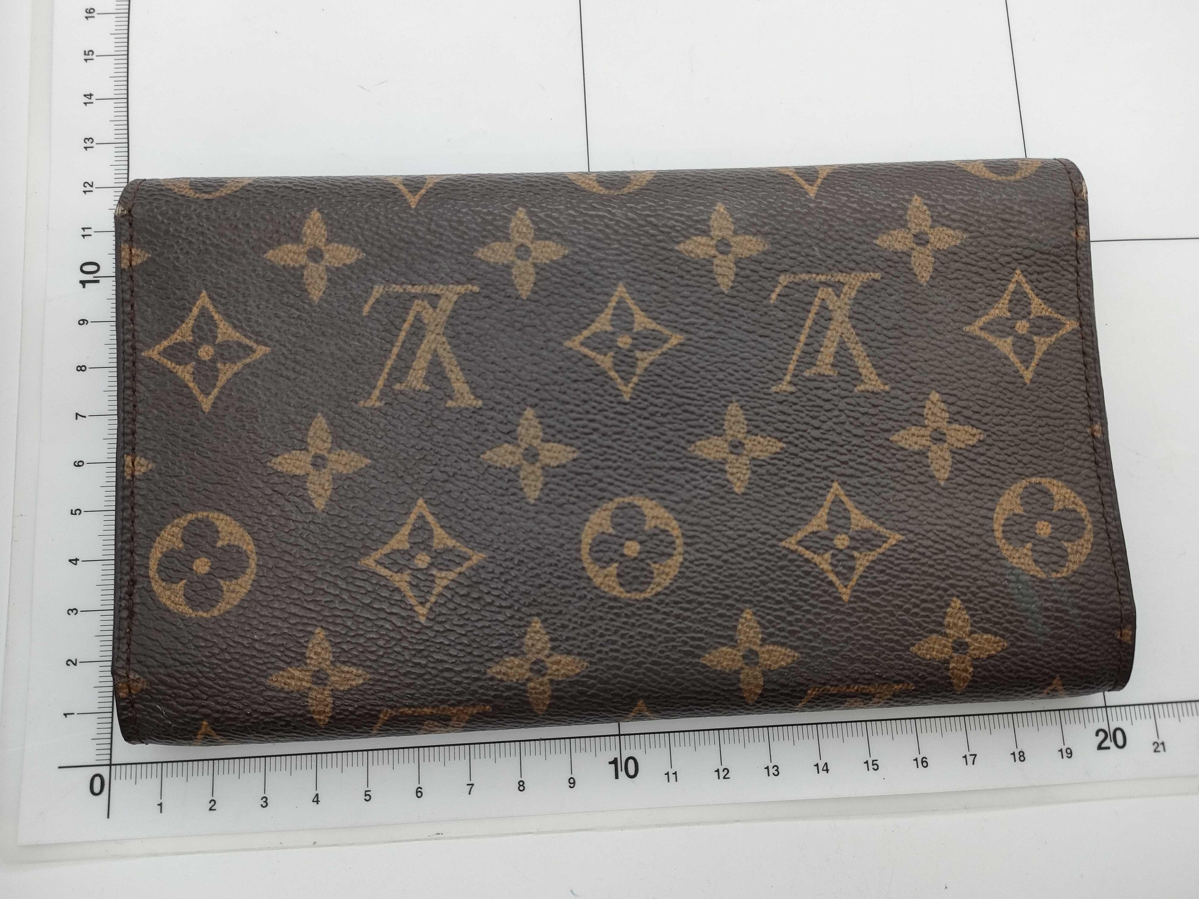 Monogram M61217 Portefeuille International Wallet — view 2