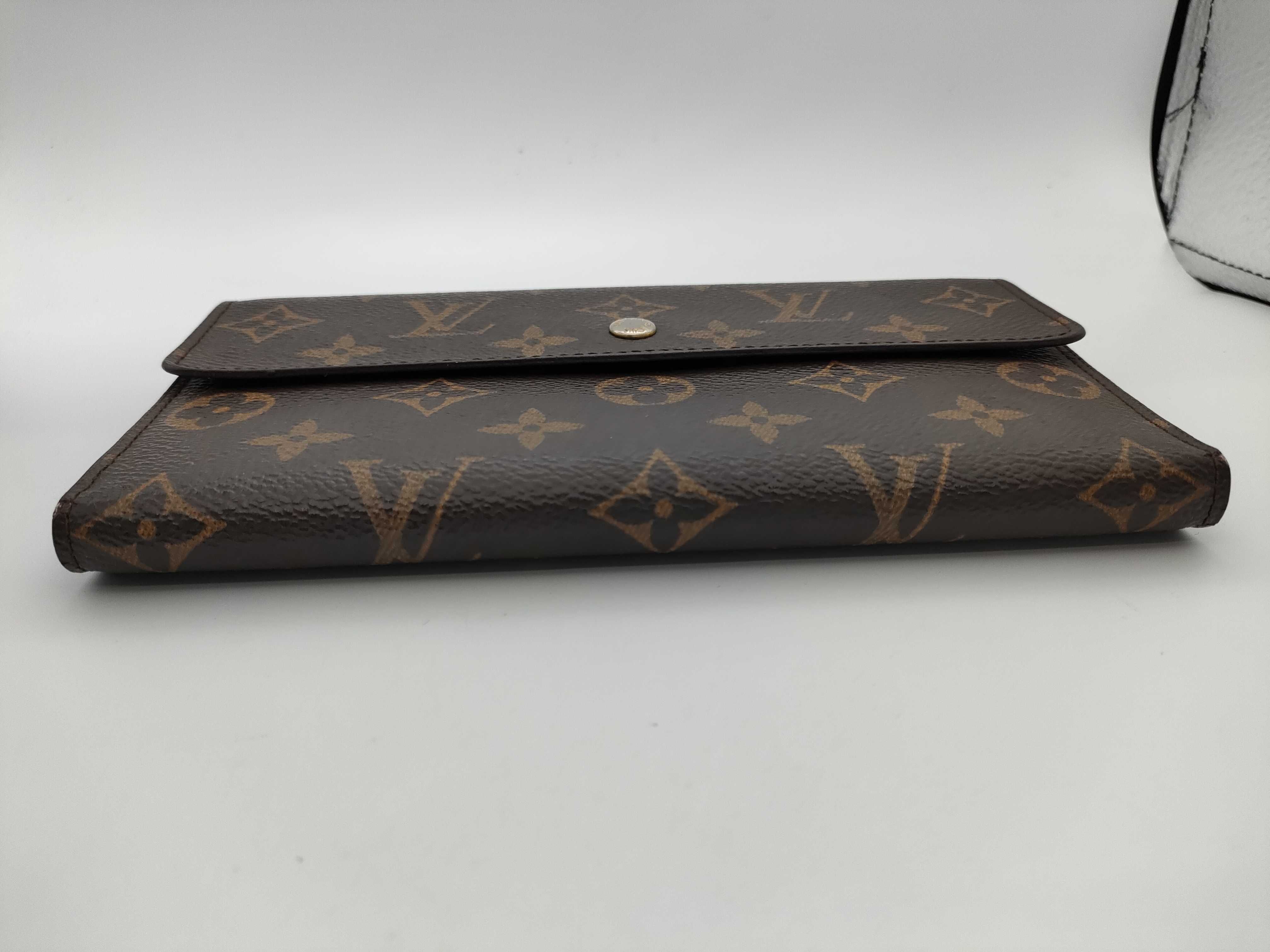 Monogram M61217 Portefeuille International Wallet — view 3