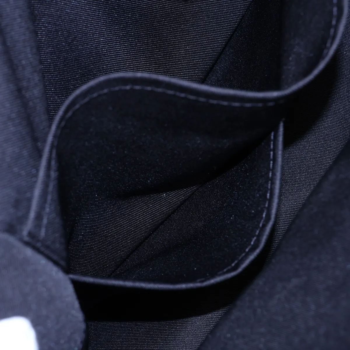 Monogram Eclipse Discovery Backpack PM M22558 Black (RFID detected) — view 9
