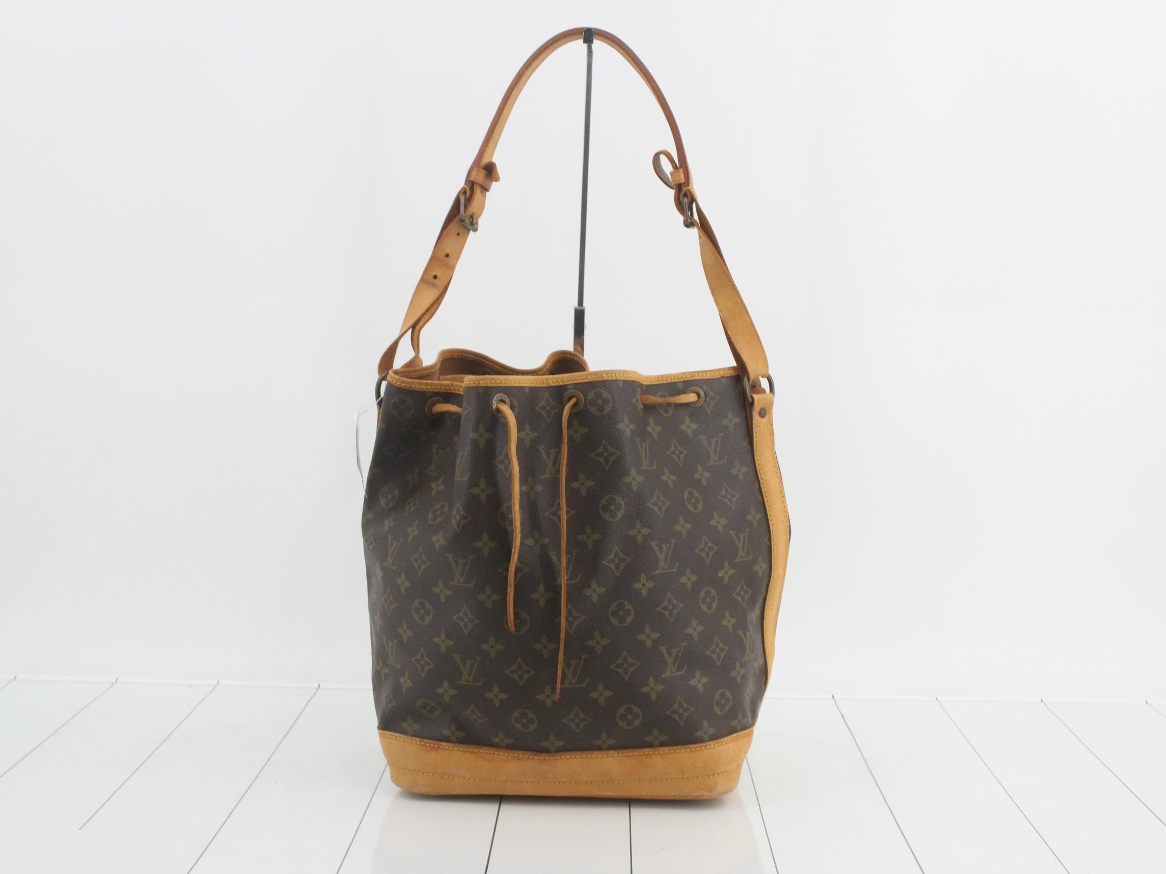 Noe Monogram Handbag