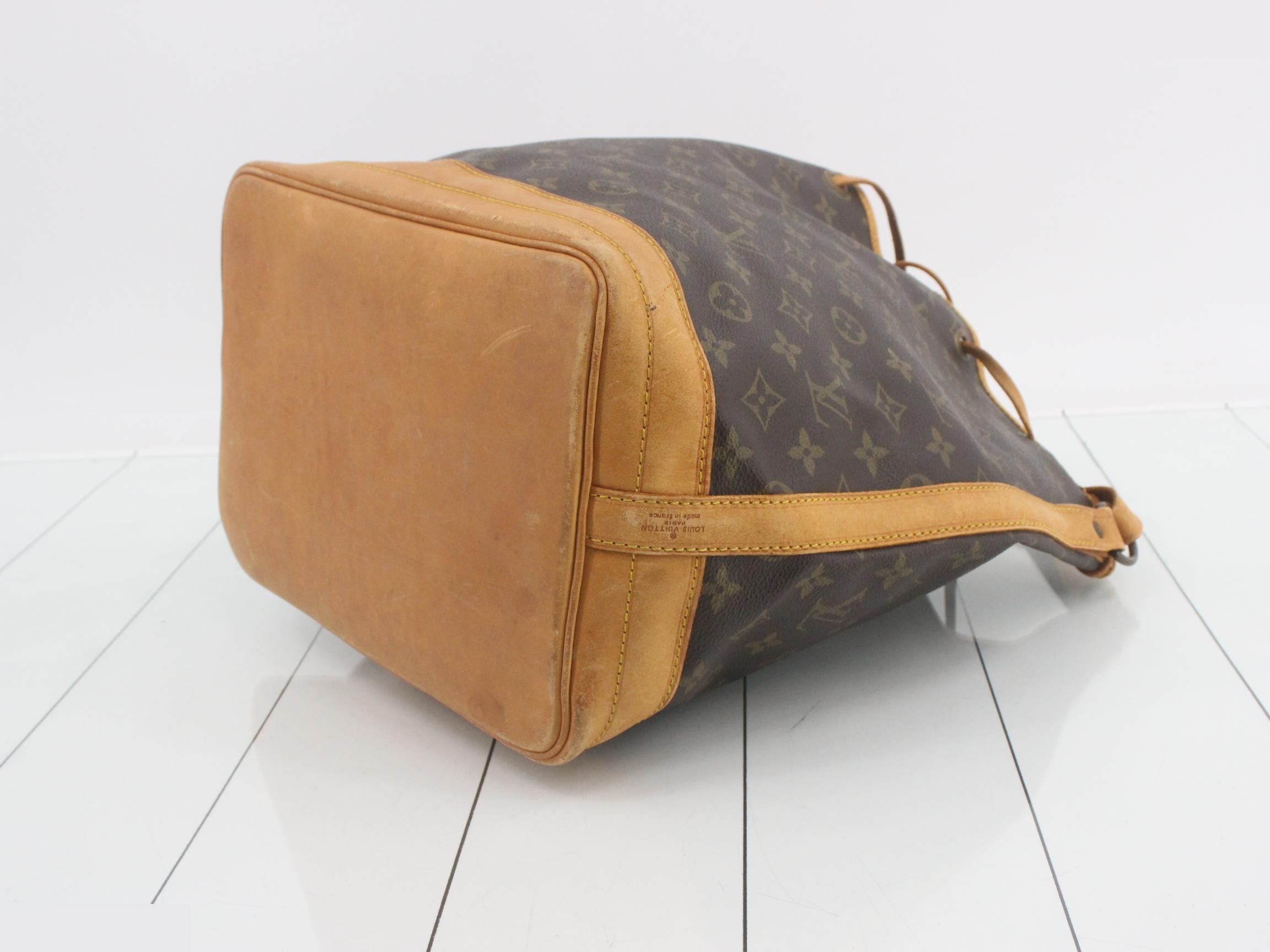 Noe Monogram Handbag — view 6