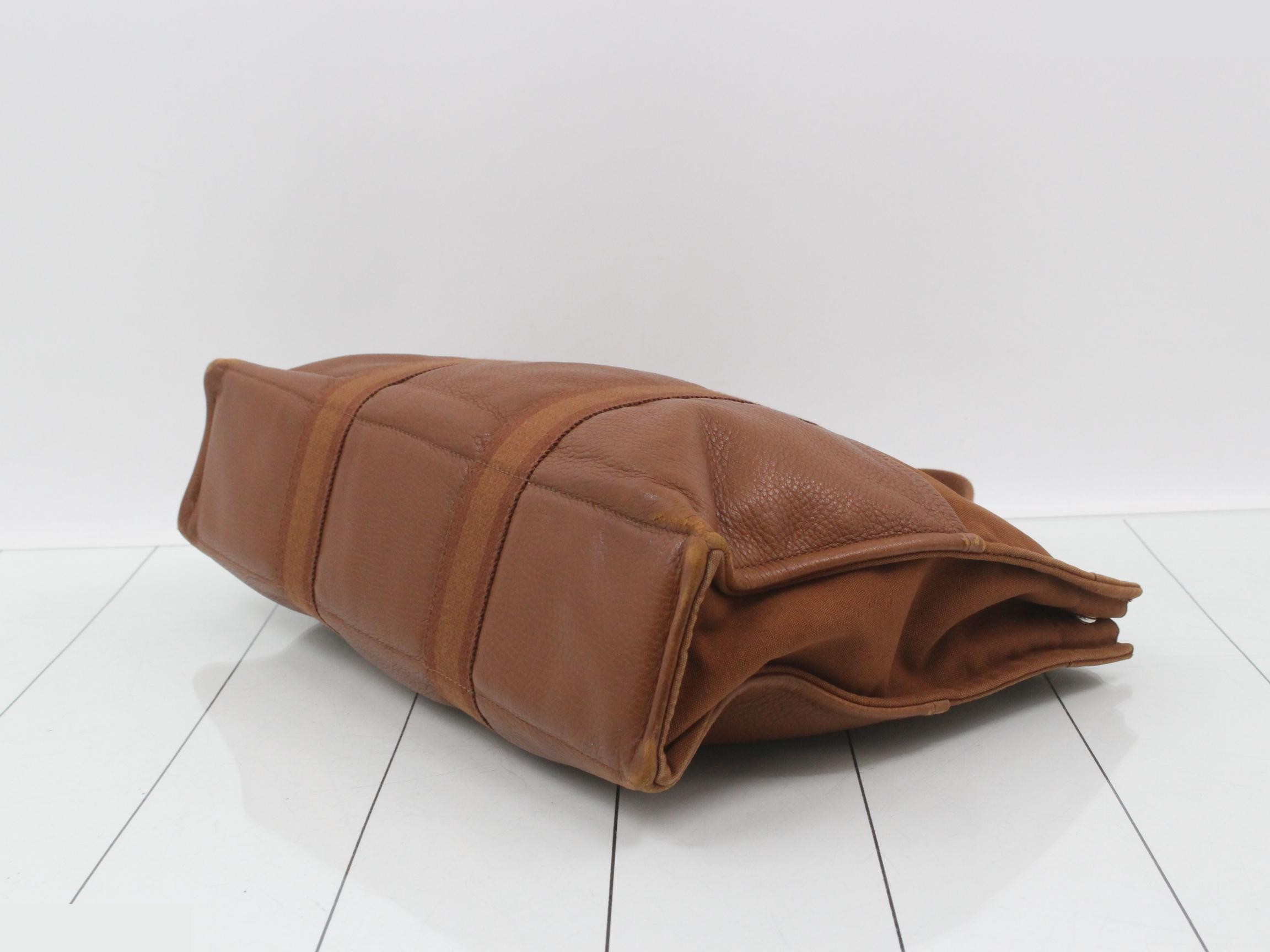 Fourre-Tout MM Handbag — view 6