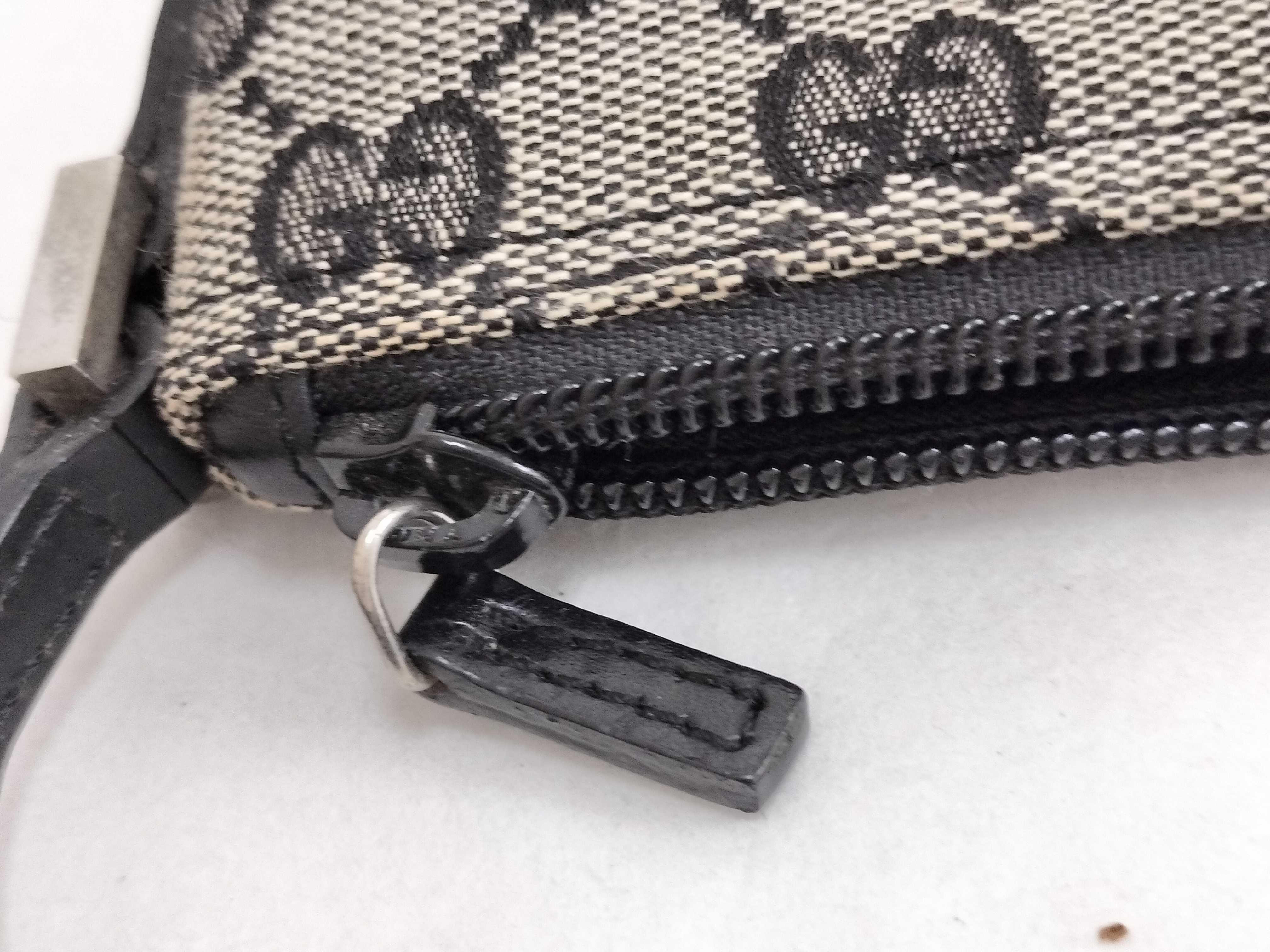 GG Canvas Tote Pouch — view 12