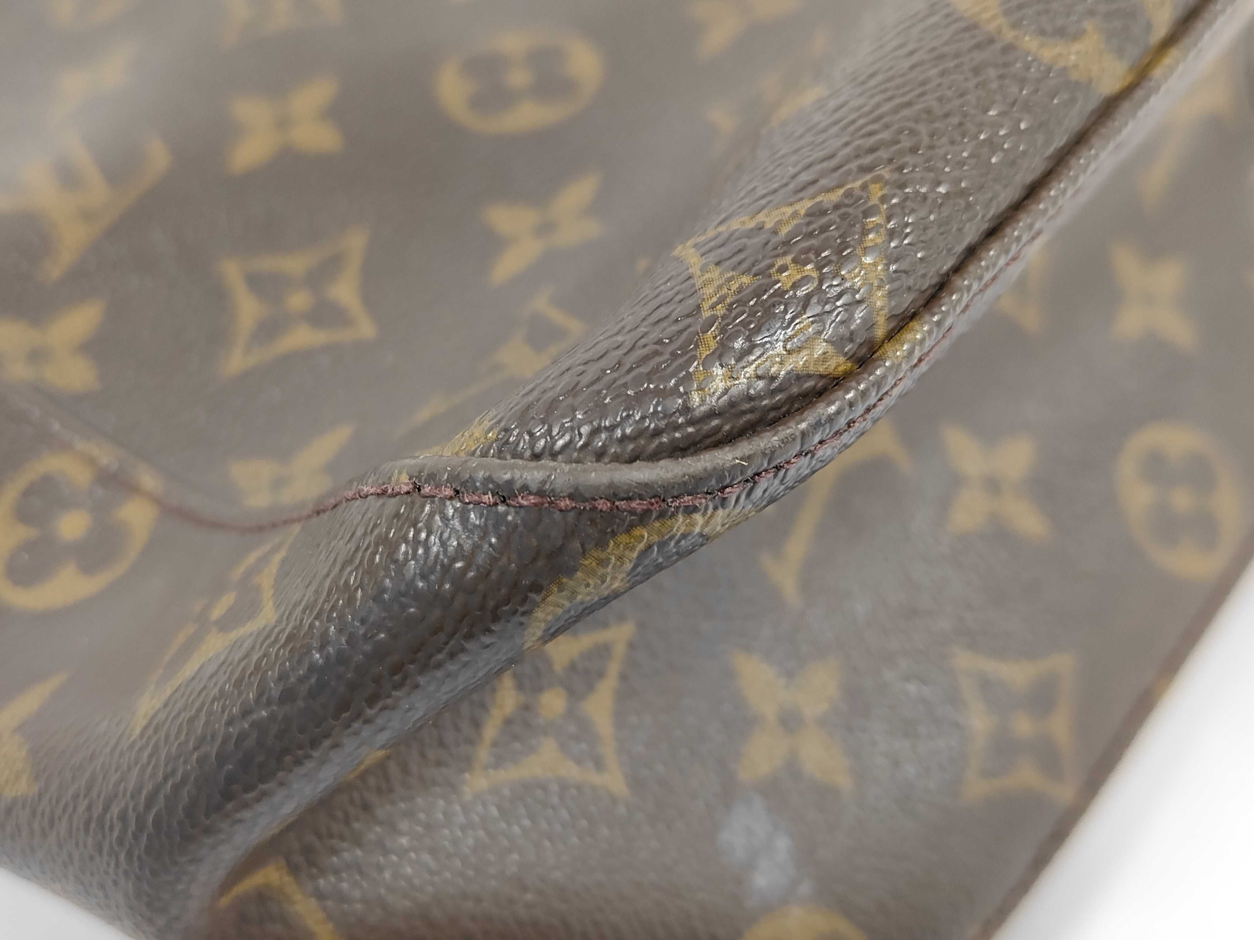 LV Looping Shoulder Bag — view 3