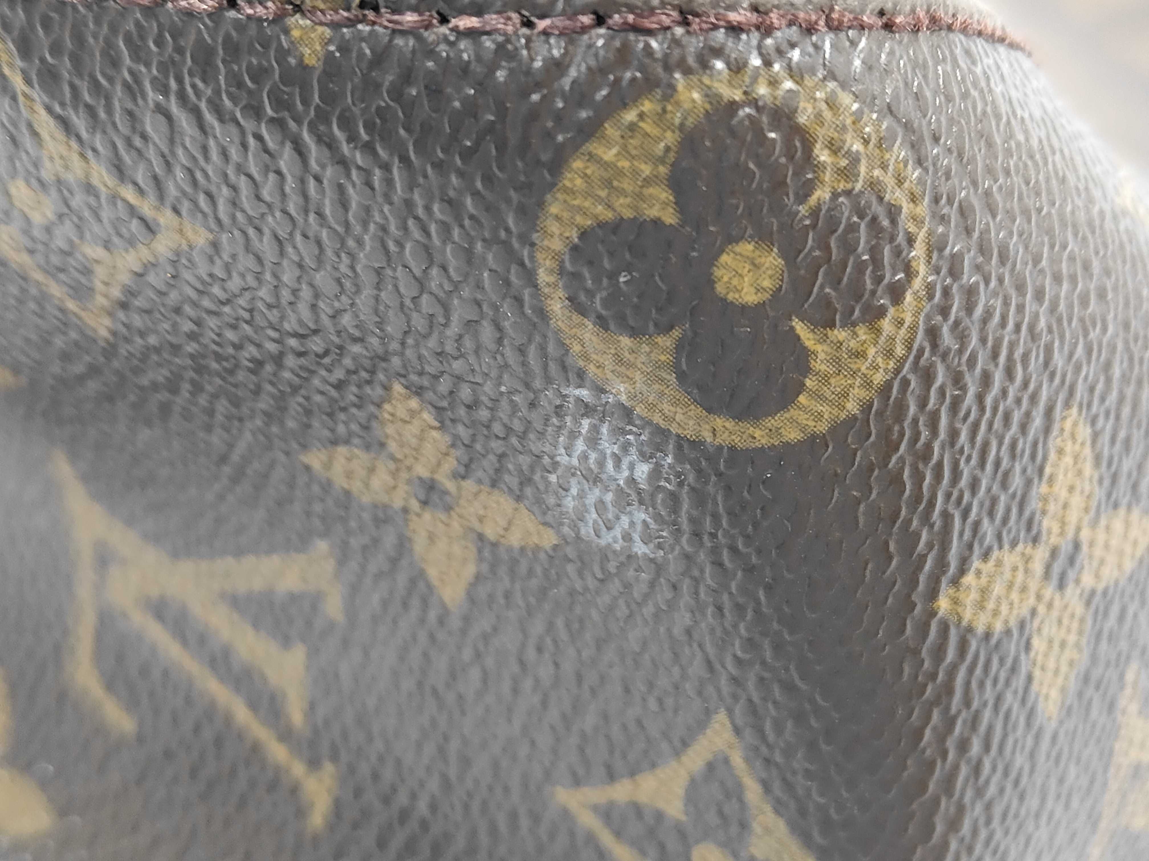LV Looping Shoulder Bag — view 10