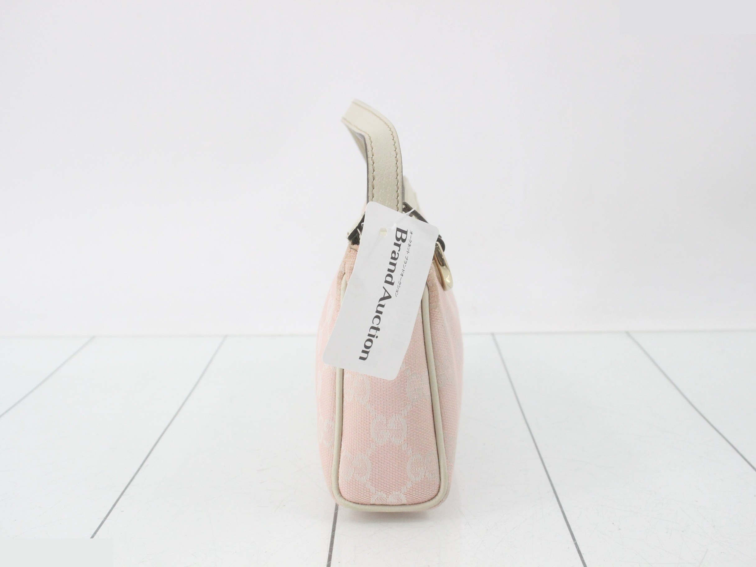 GG Canvas Abby Shoulder Bag — view 4