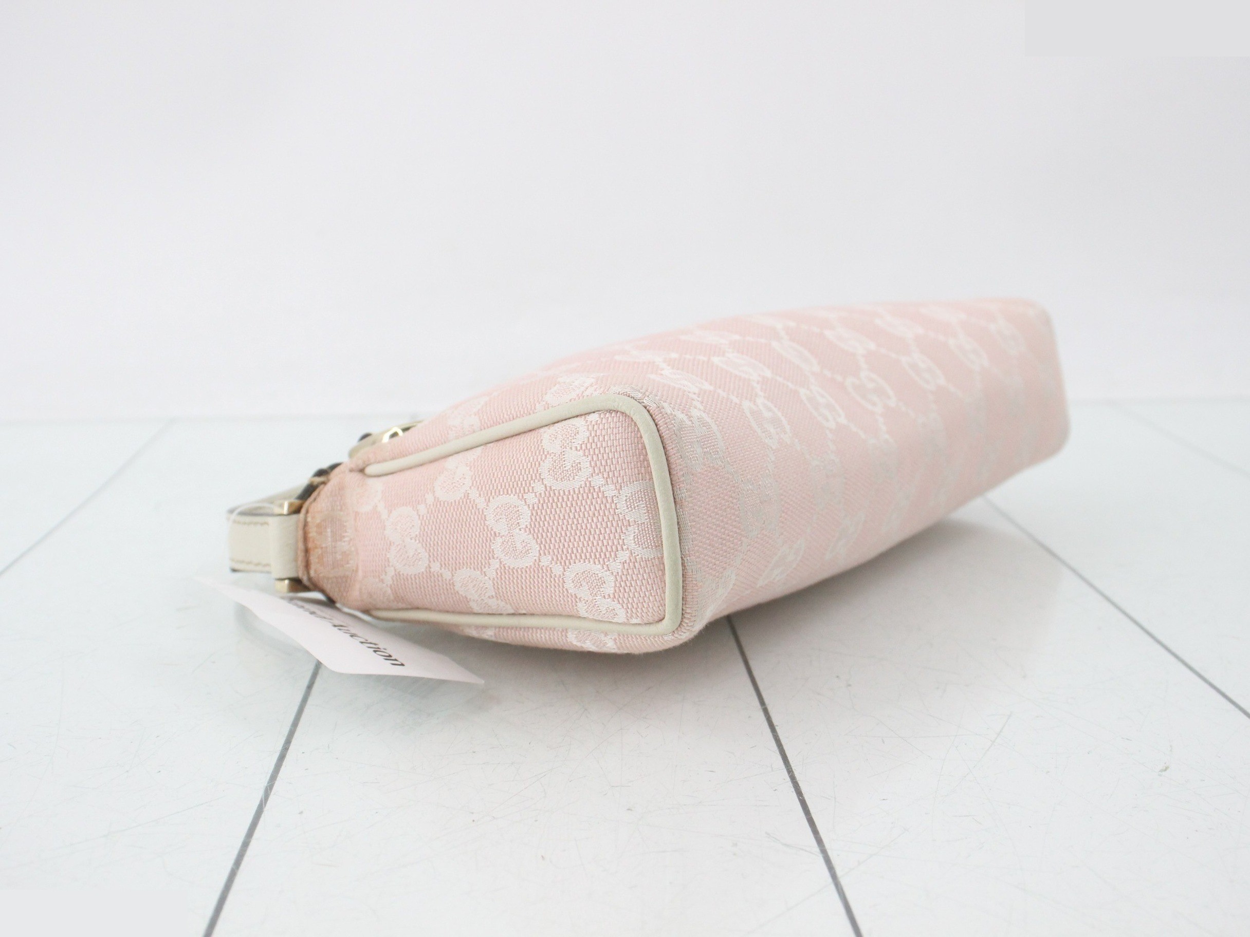 GG Canvas Abby Shoulder Bag — view 5