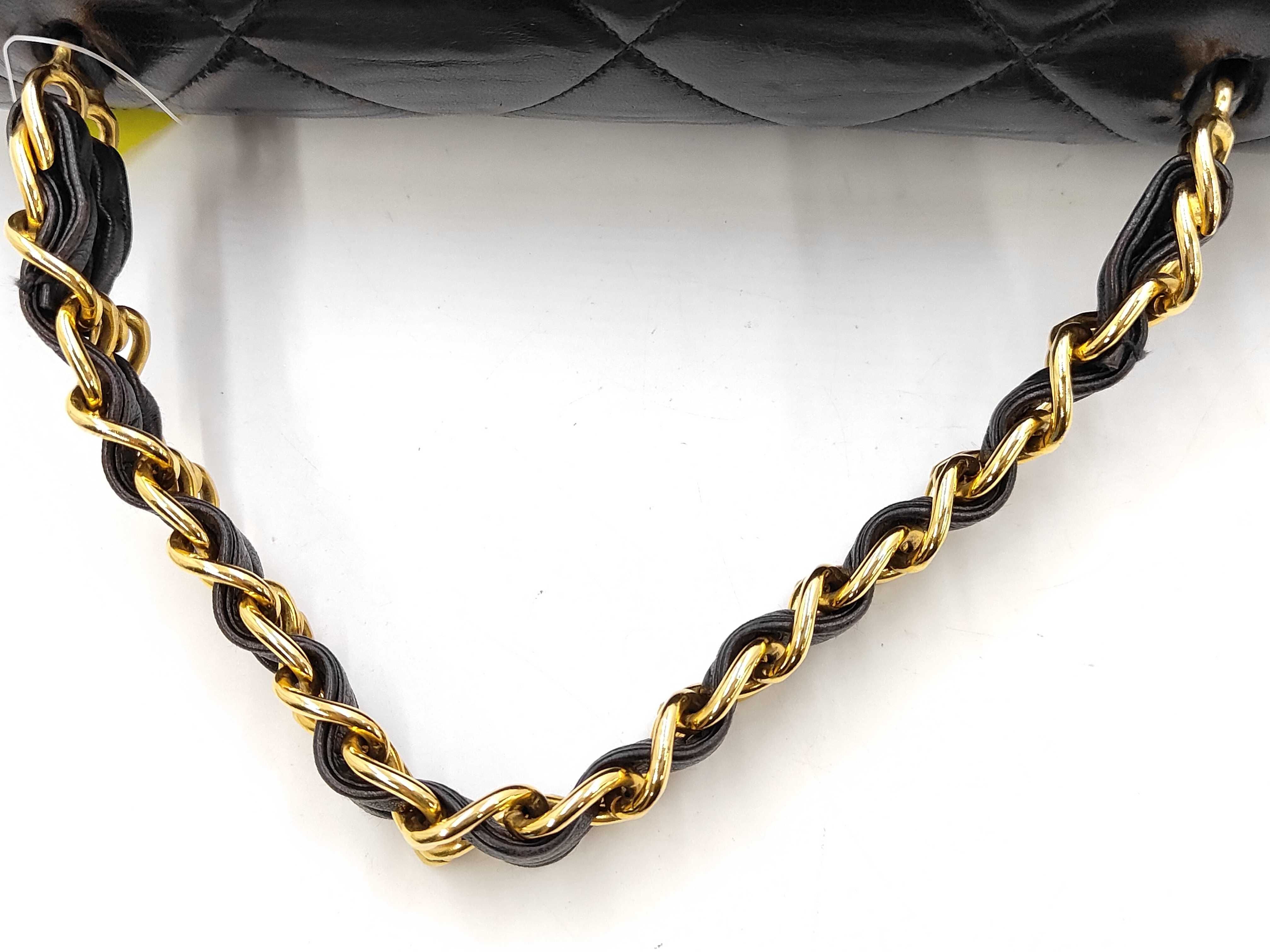 Lambskin Matelassé Chain Handbag (Serial No. 3) - No Guarantee Card — view 5