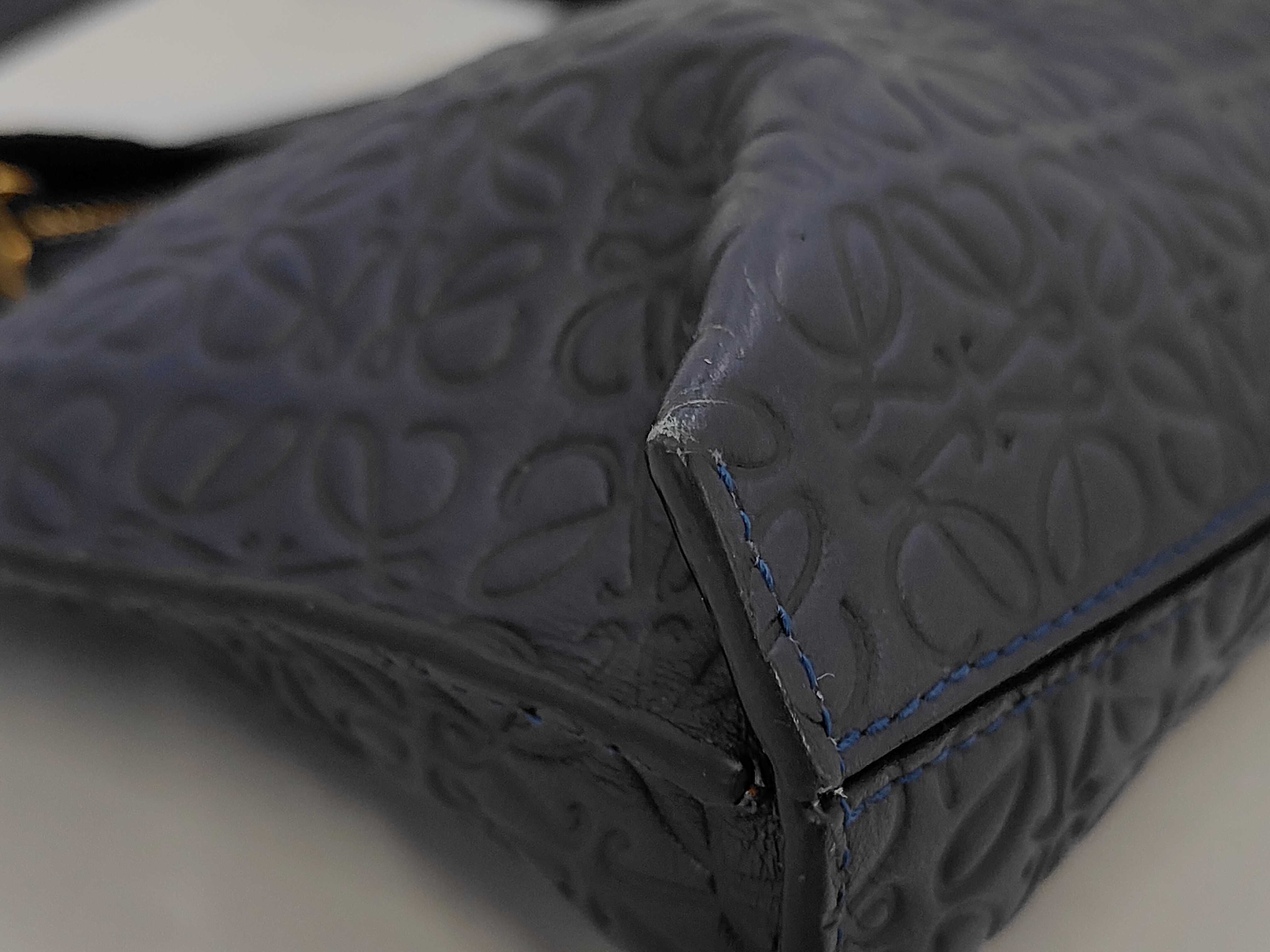 Repeat Anagram T Pouch Leather Shoulder Bag — view 3