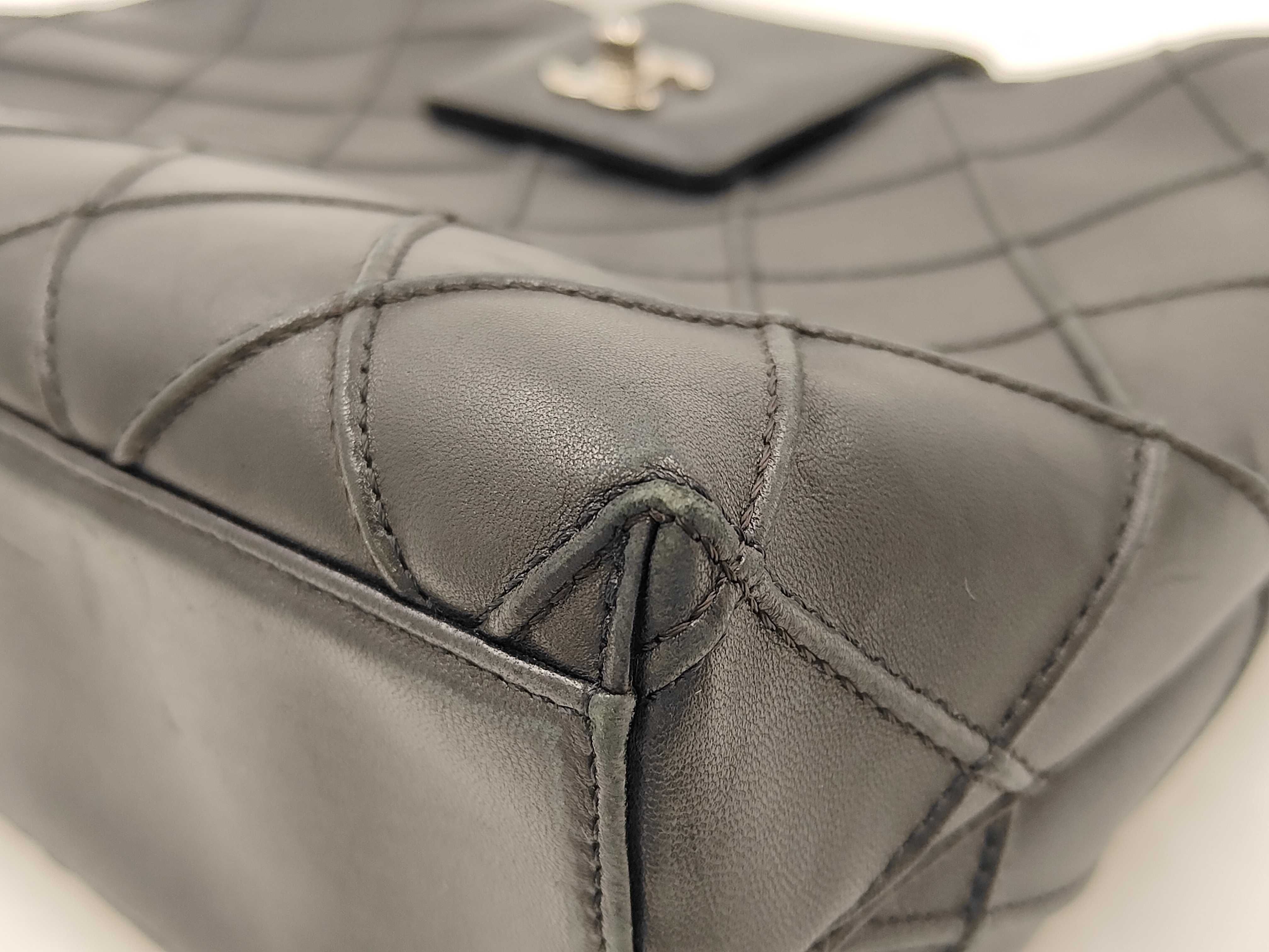 handbag — view 3