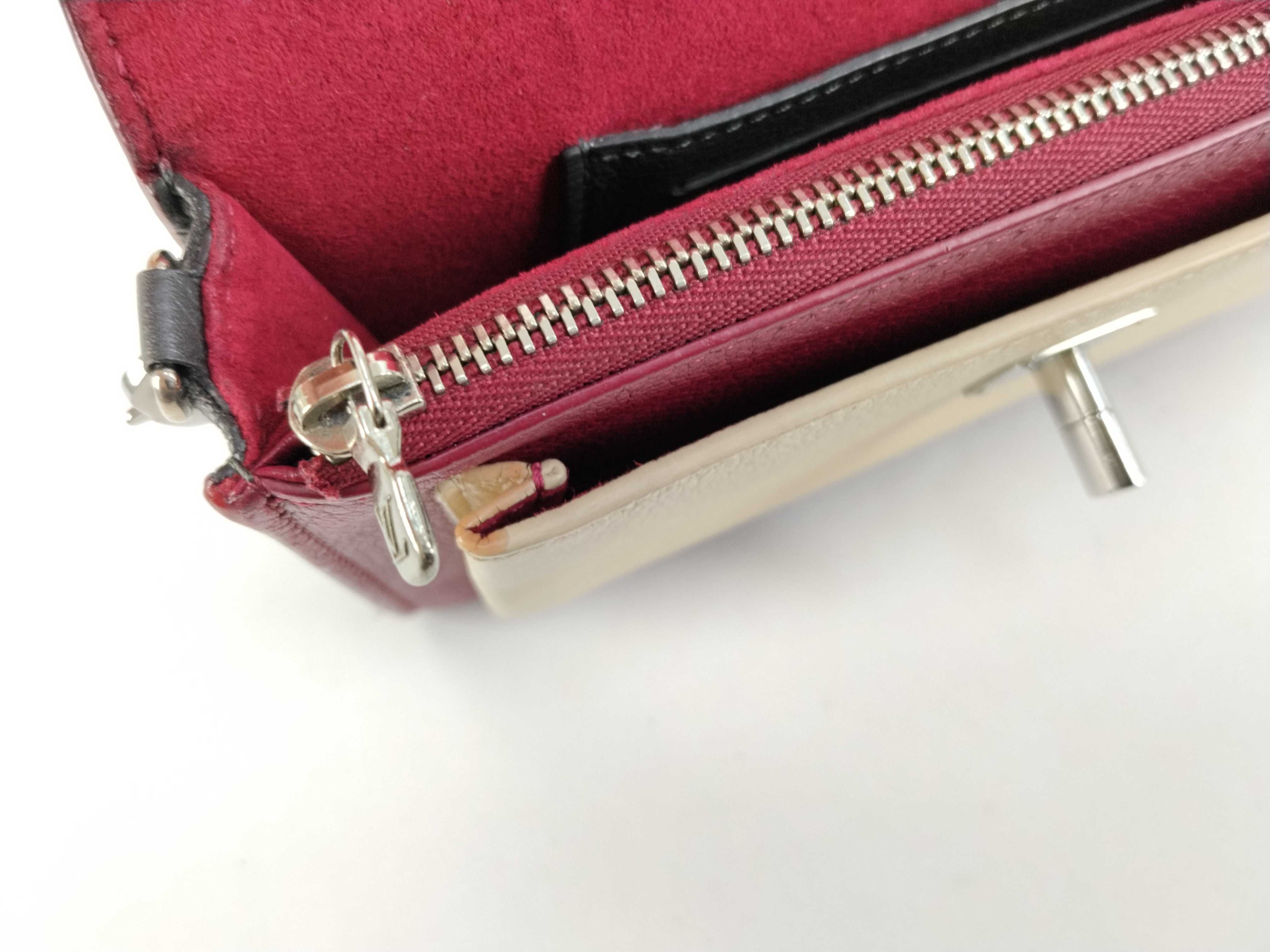 Lockme Shoulder Bag — view 13