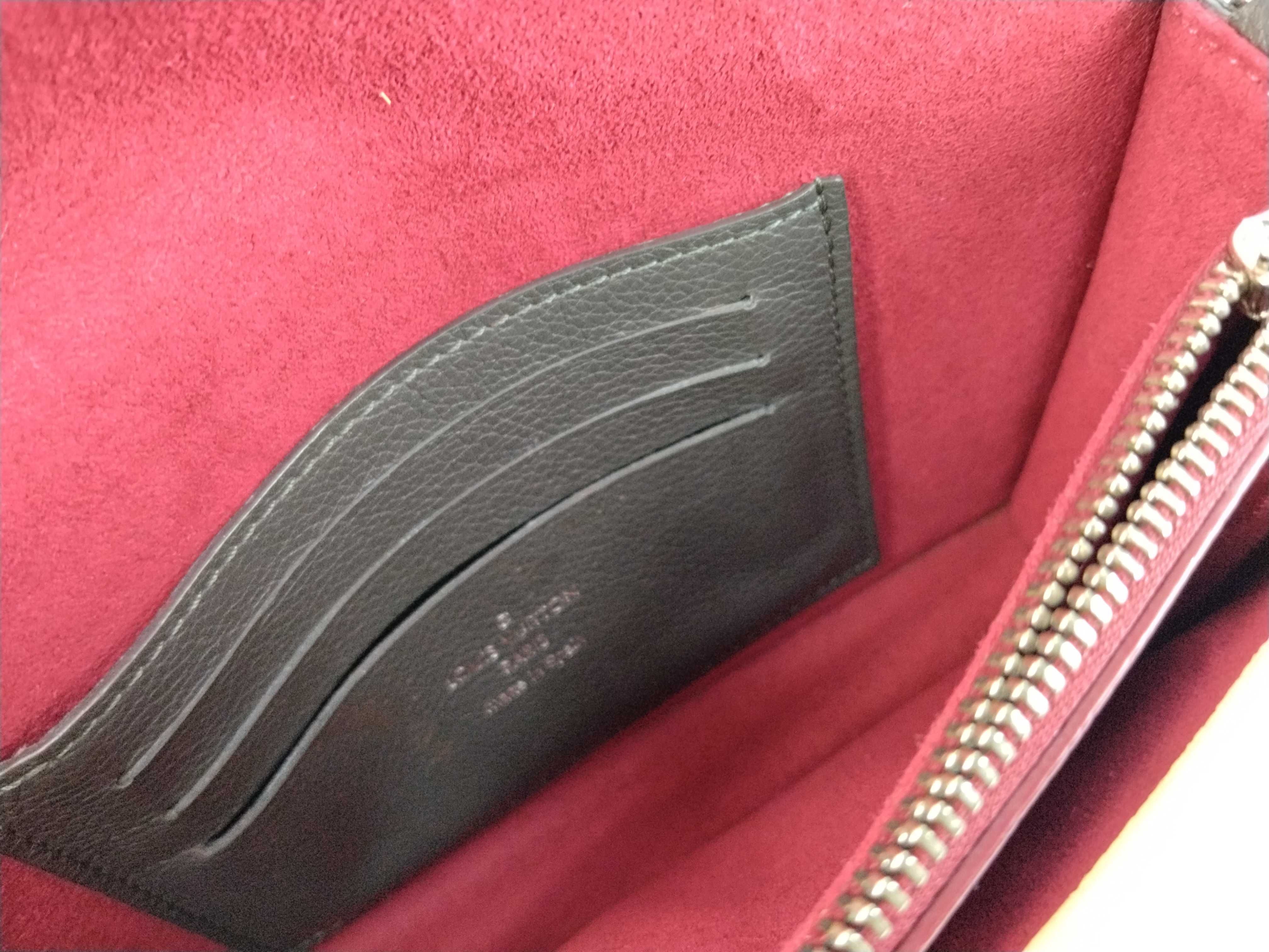 Lockme Shoulder Bag — view 10