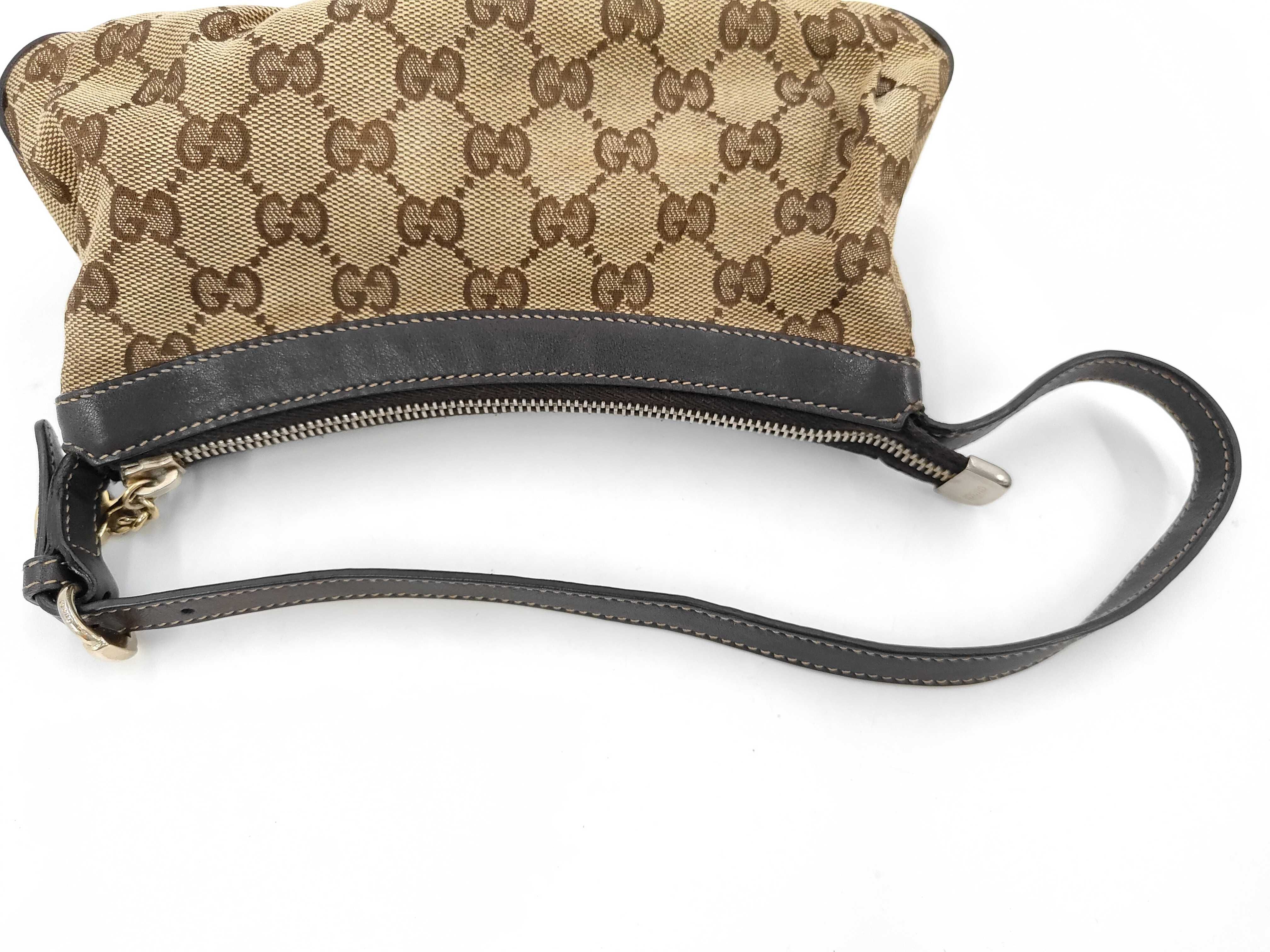 GG Jacquard Heart Charm Pochette Bag (Handbag) — view 5