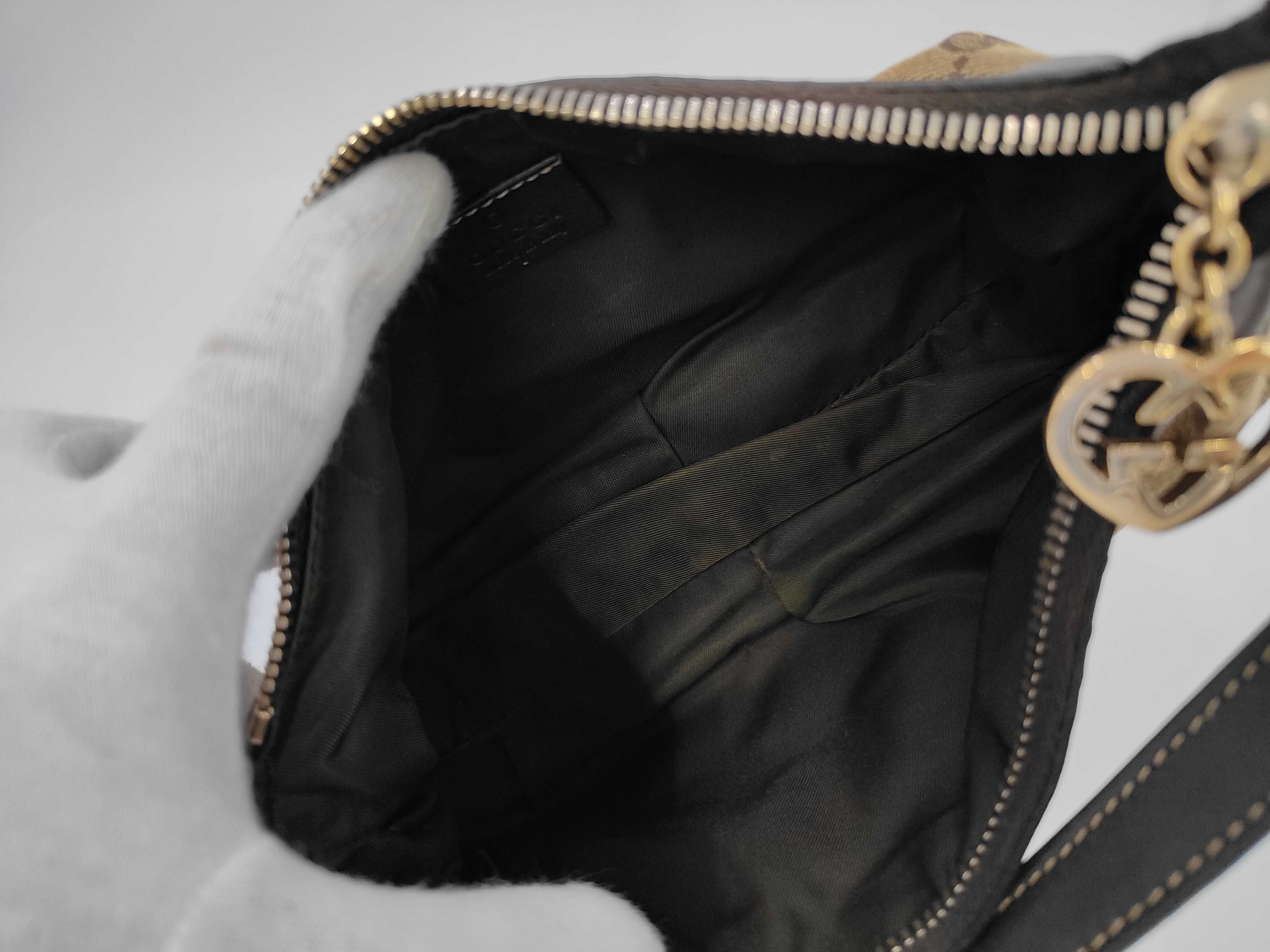 GG Jacquard Heart Charm Pochette Bag (Handbag) — view 10