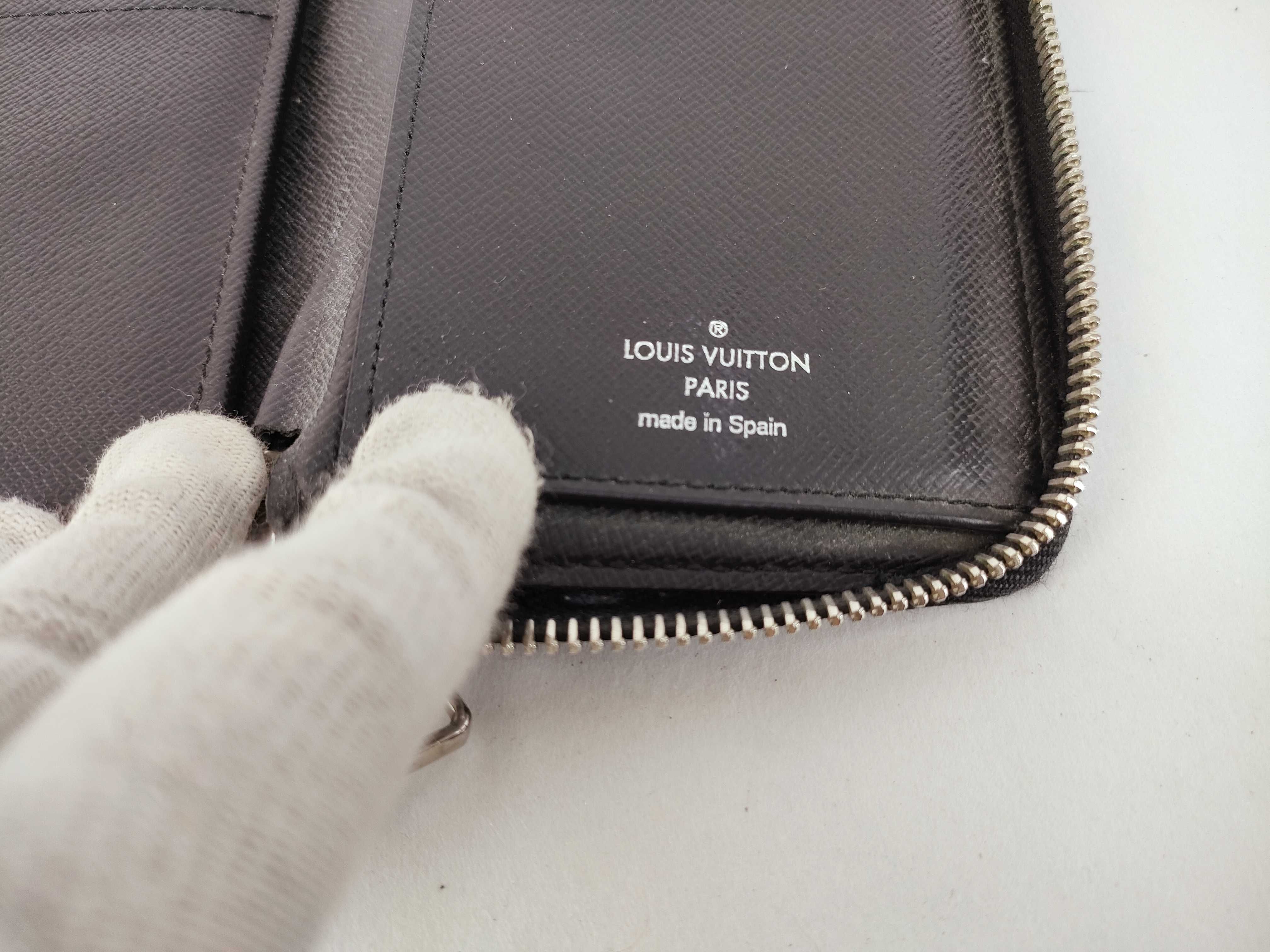 Damier Graphite LV Wallet — view 12