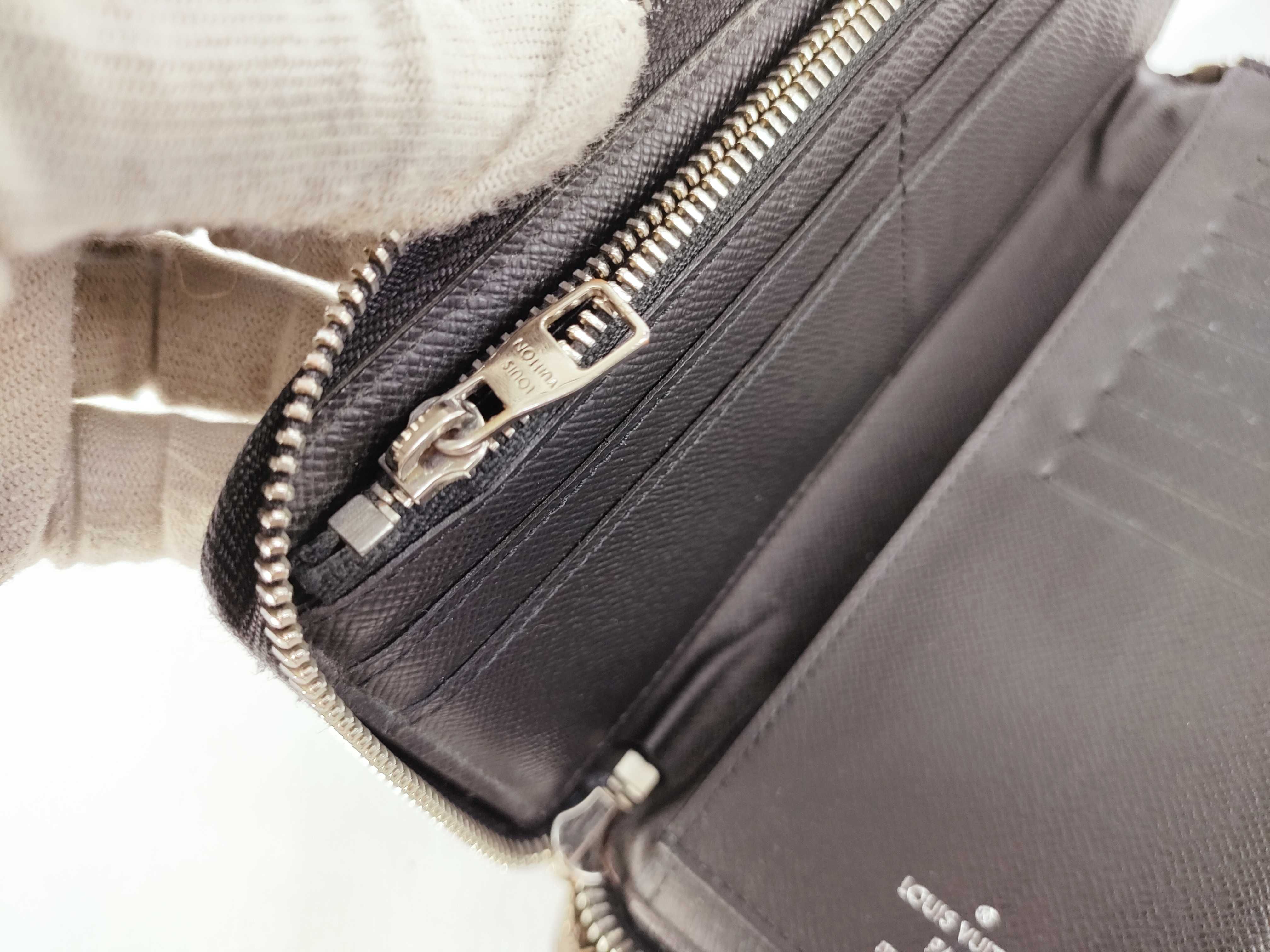 Damier Graphite LV Wallet — view 13