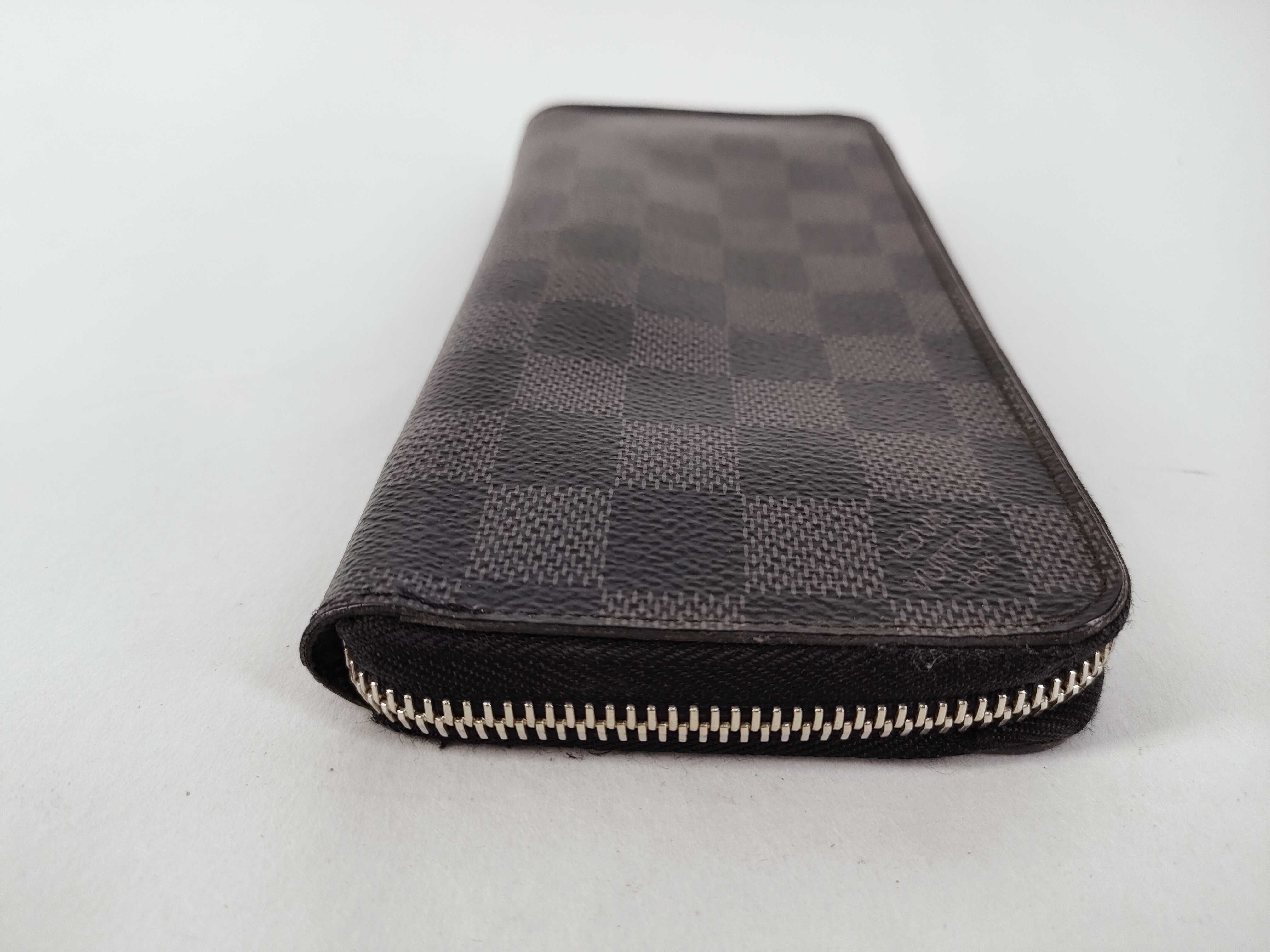 Damier Graphite LV Wallet — view 4
