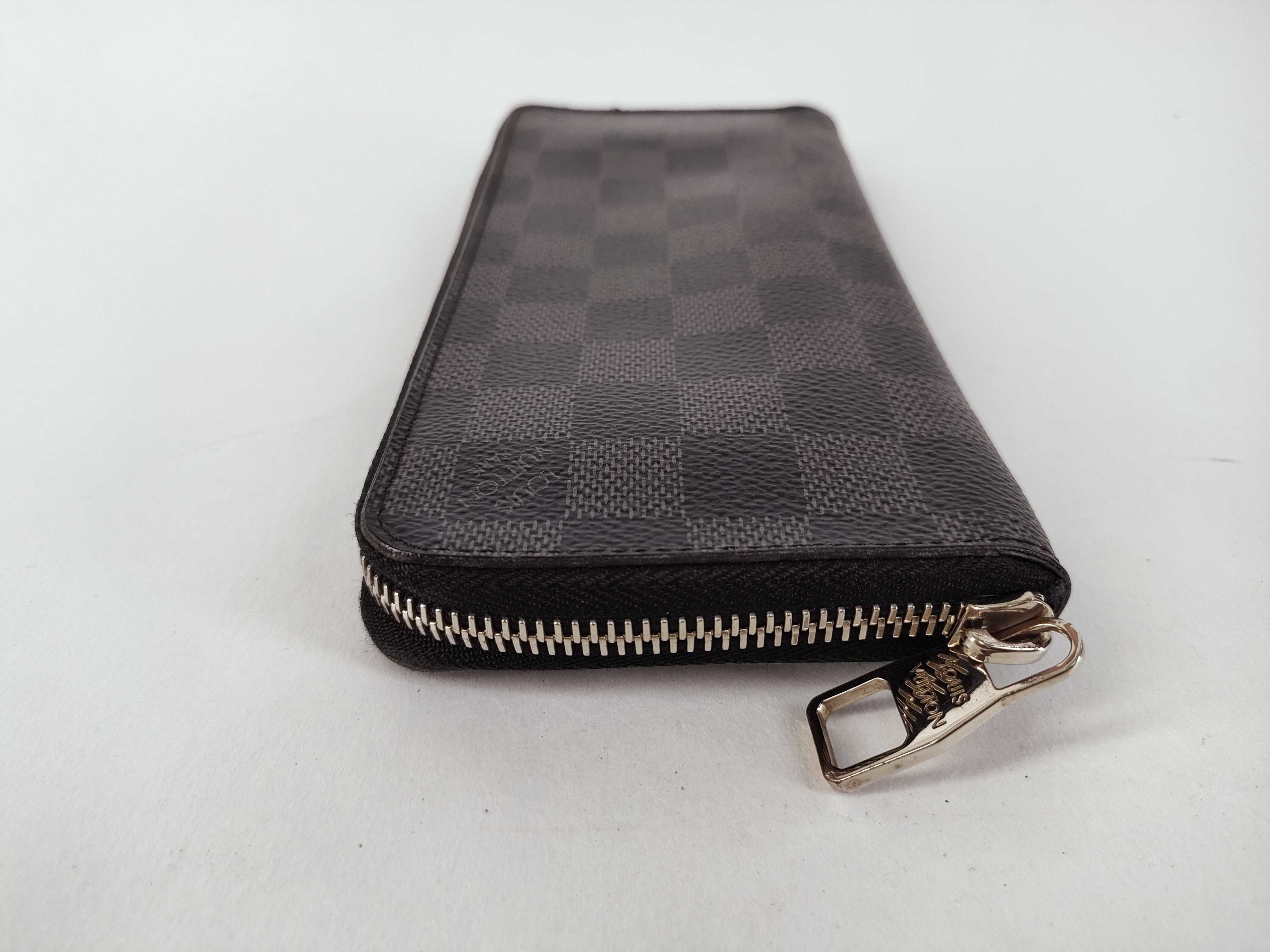 Damier Graphite LV Wallet — view 6