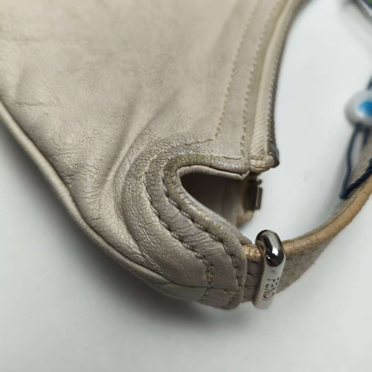 【*Shipped from: China*】FENDI Leather Handbag — view 9