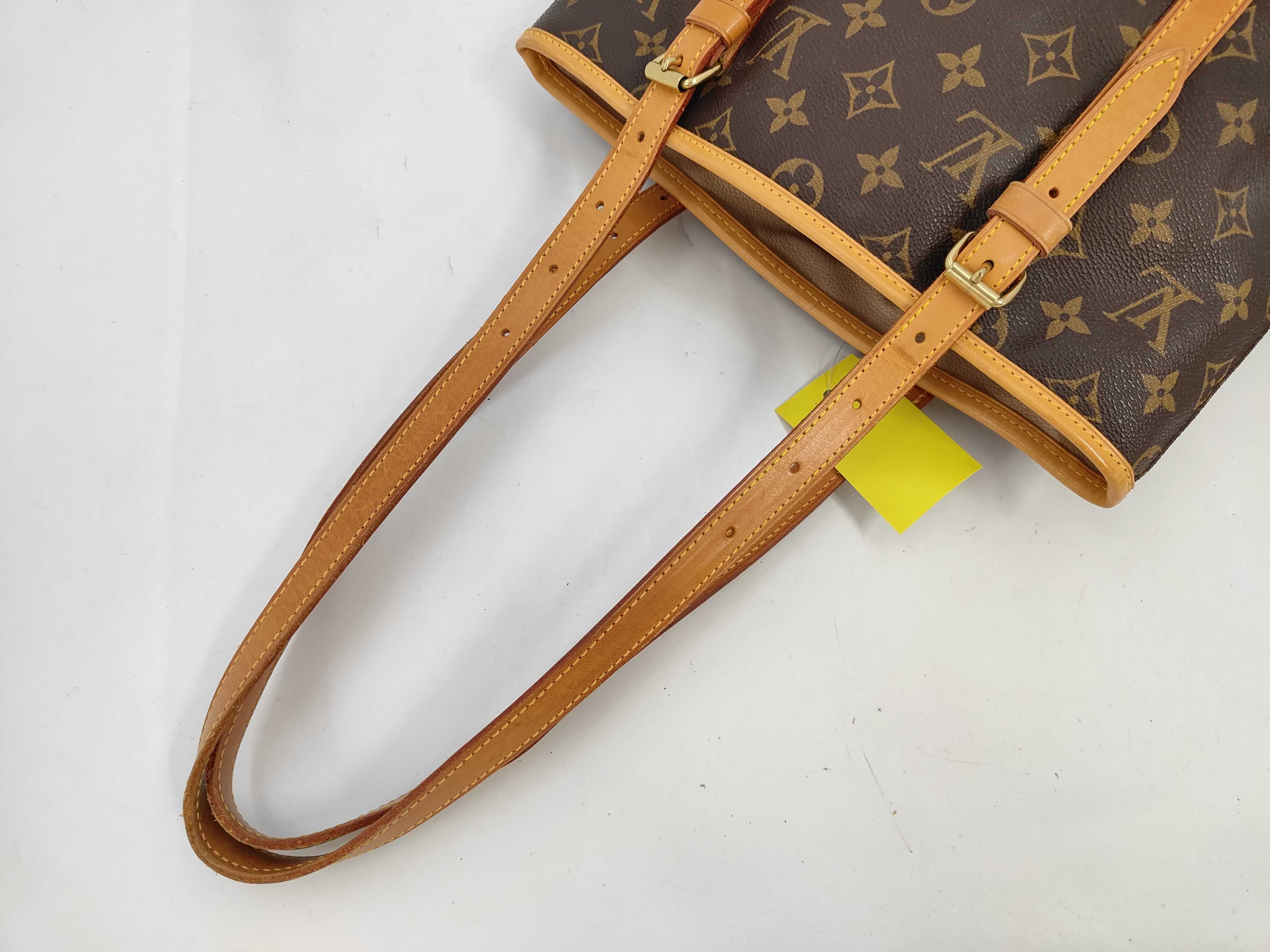 Bucket GM Tote Bag — view 5